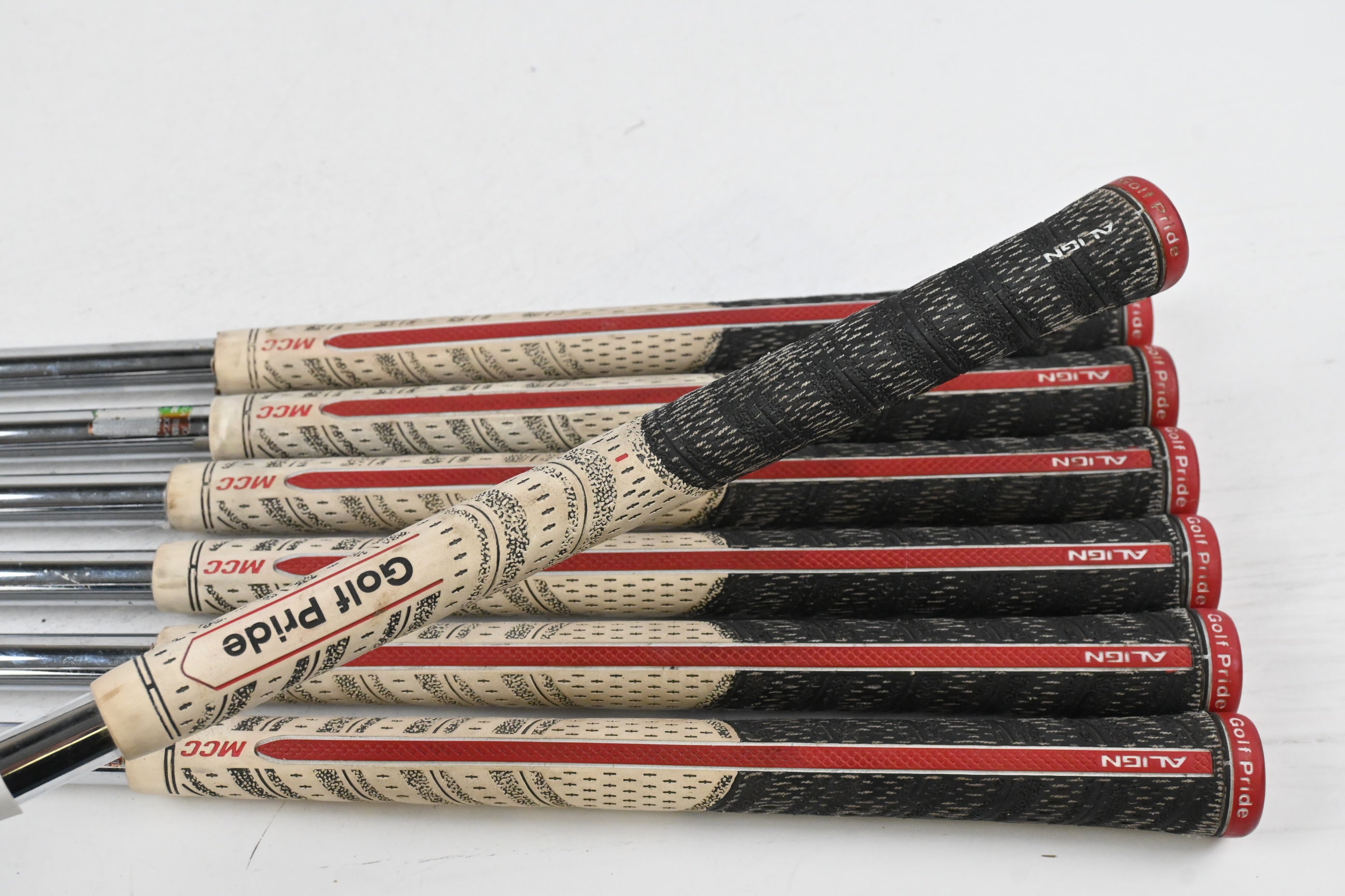 Titleist 714 MB/CB Combo Irons / 4-PW / Regular Flex Project X Precision Shafts