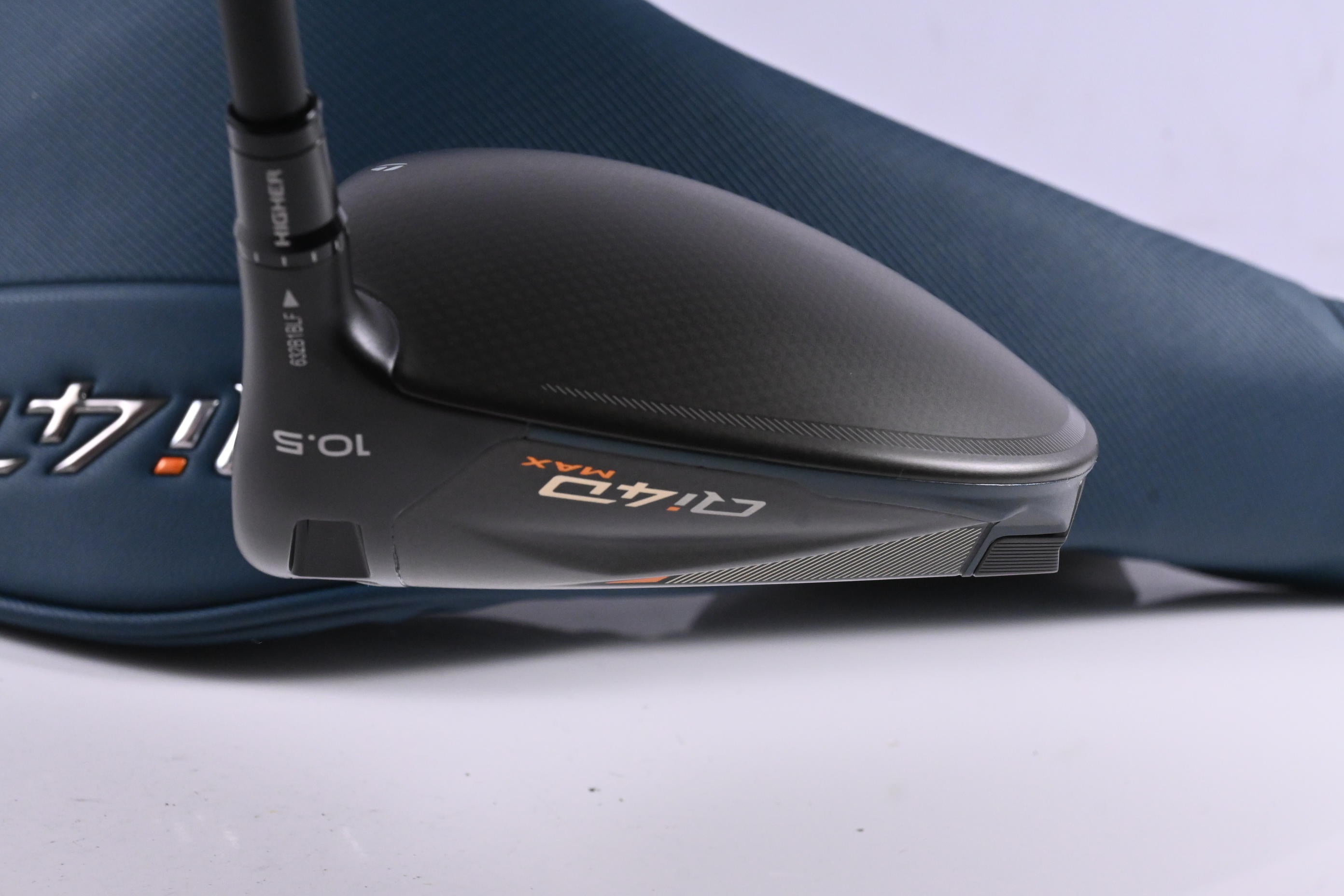Taylormade Qi4D Max Driver / 10.5 Degree / Regular Flex REAX Blue 50 Shaft