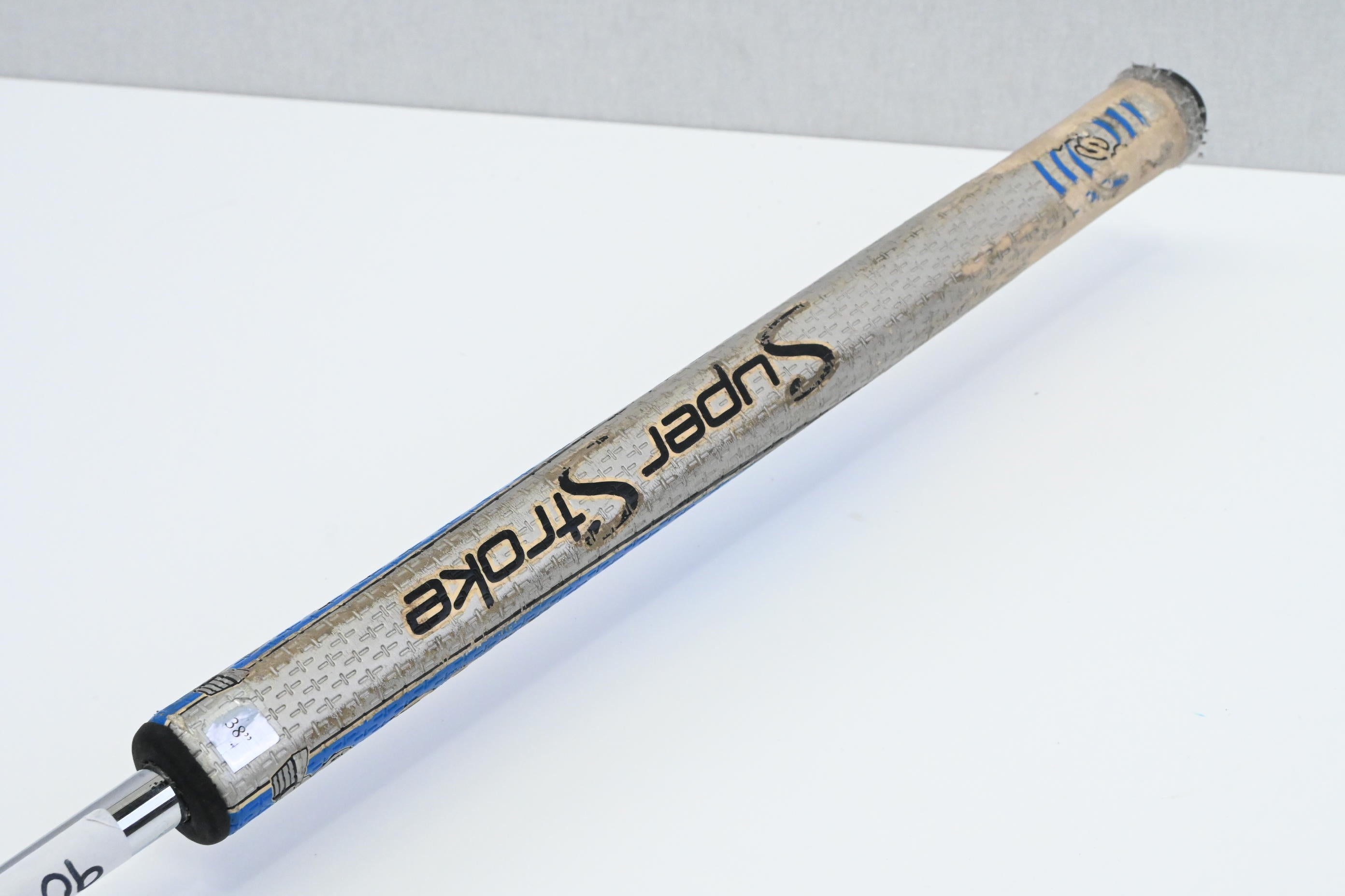 Odyssey Works Versa 2-Ball Fang Putter / 38 Inch