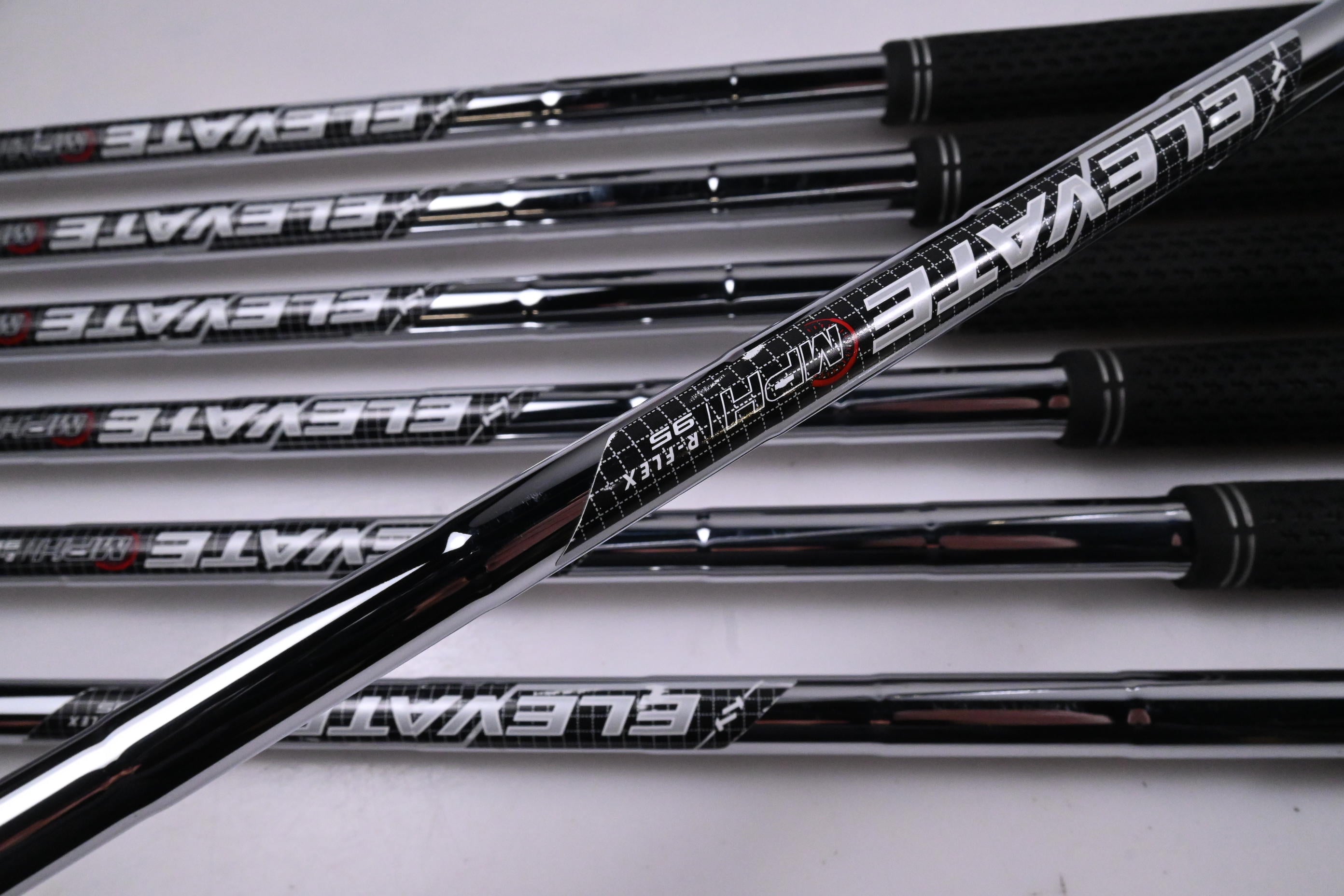 Callaway Paradym Ai Smoke Irons / 5-PW+AW / Regular Flex Elevate MPH 95 Shafts