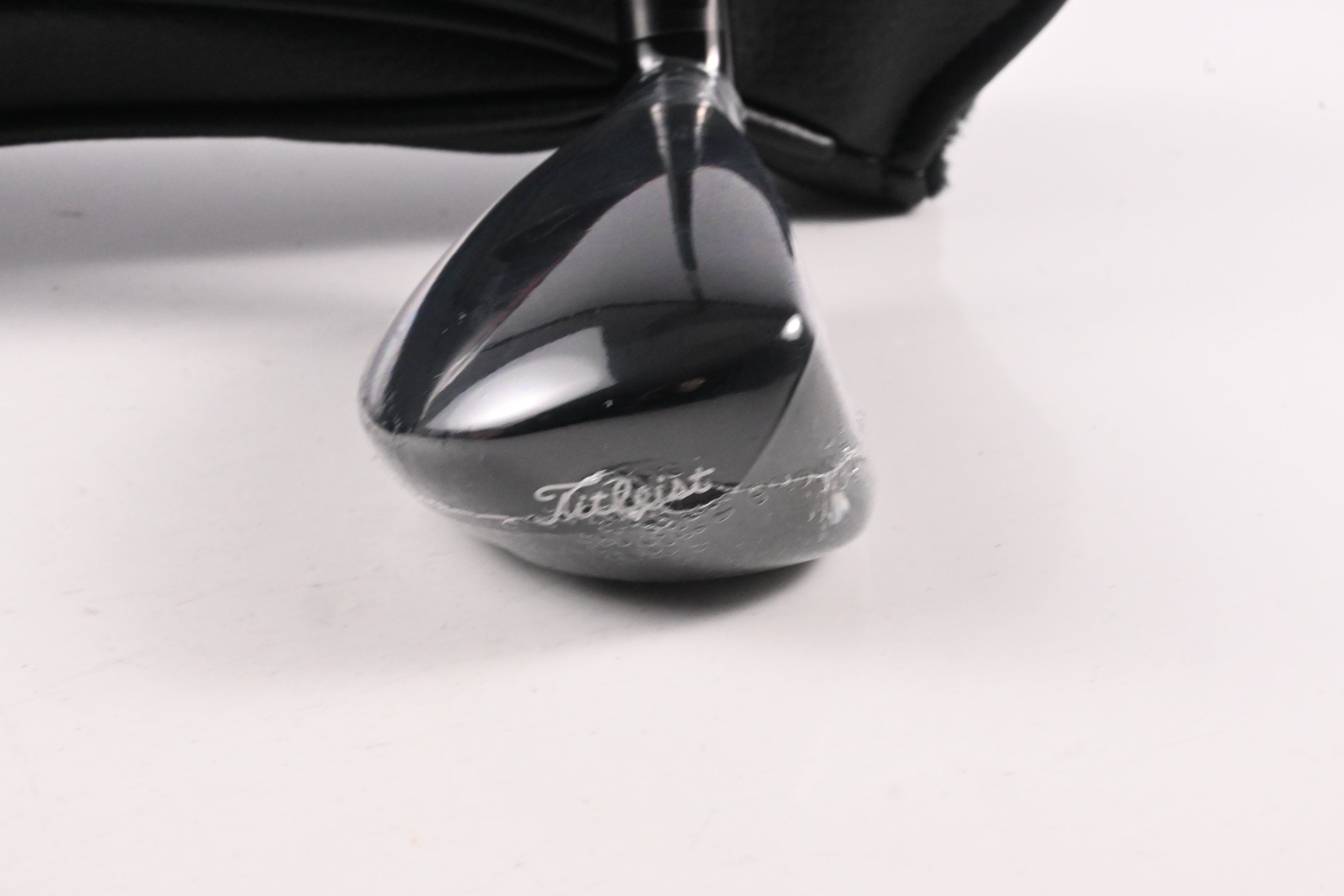 Titleist GT3 #3 Hybrid / 19 Degree / Stiff Flex HZRDUS Black 80 Shaft