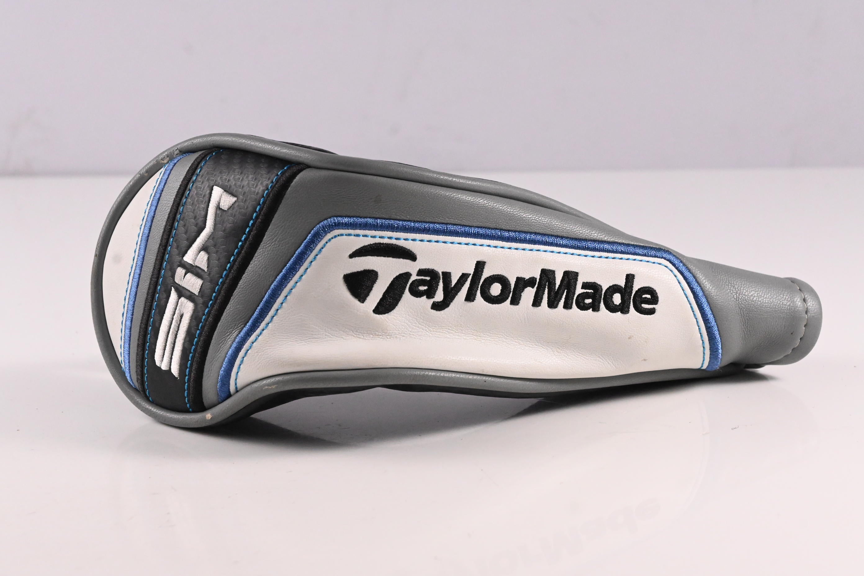 Taylormade SIM Max #3 Hybrid / 19 Degree / Regular Flex Ventus Blue 6 Shaft