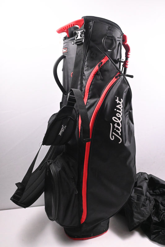 Titleist Players 4 Stand Bag / 4-Way Divider / Black, Red