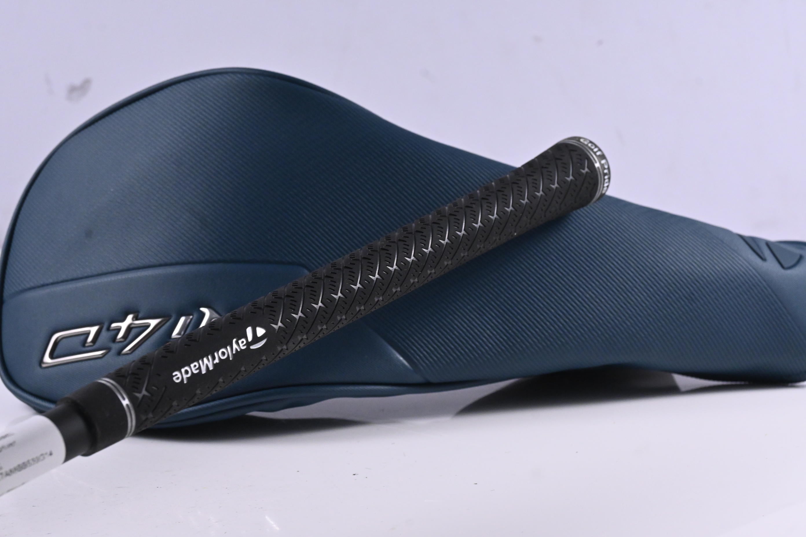 Taylormade Qi4D Max Driver / 10.5 Degree / Regular Flex REAX Blue 50 Shaft