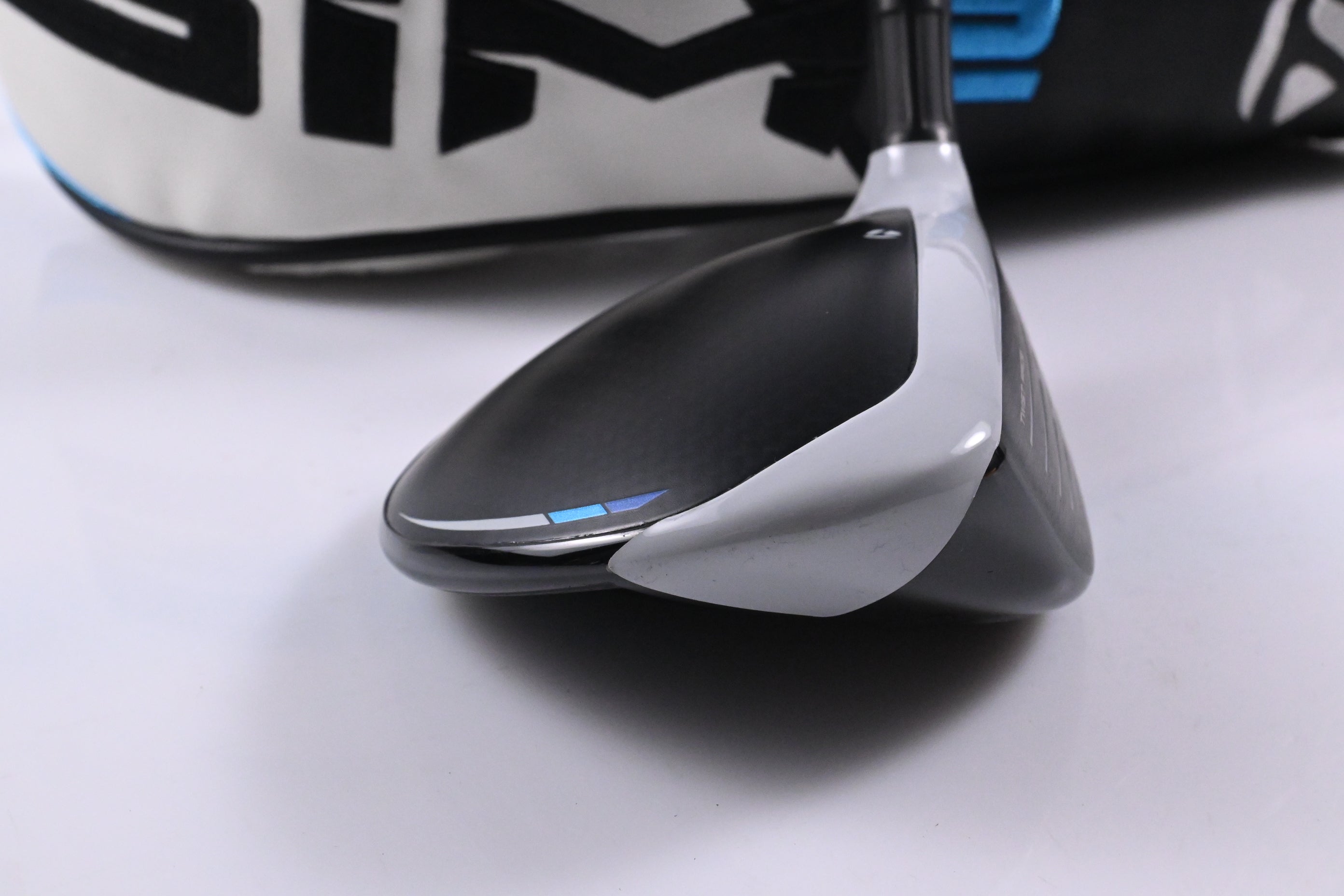 Taylormade SIM2 Max #5 Wood / 18 Degree / Regular Flex Fujikura Ventus Blue 5