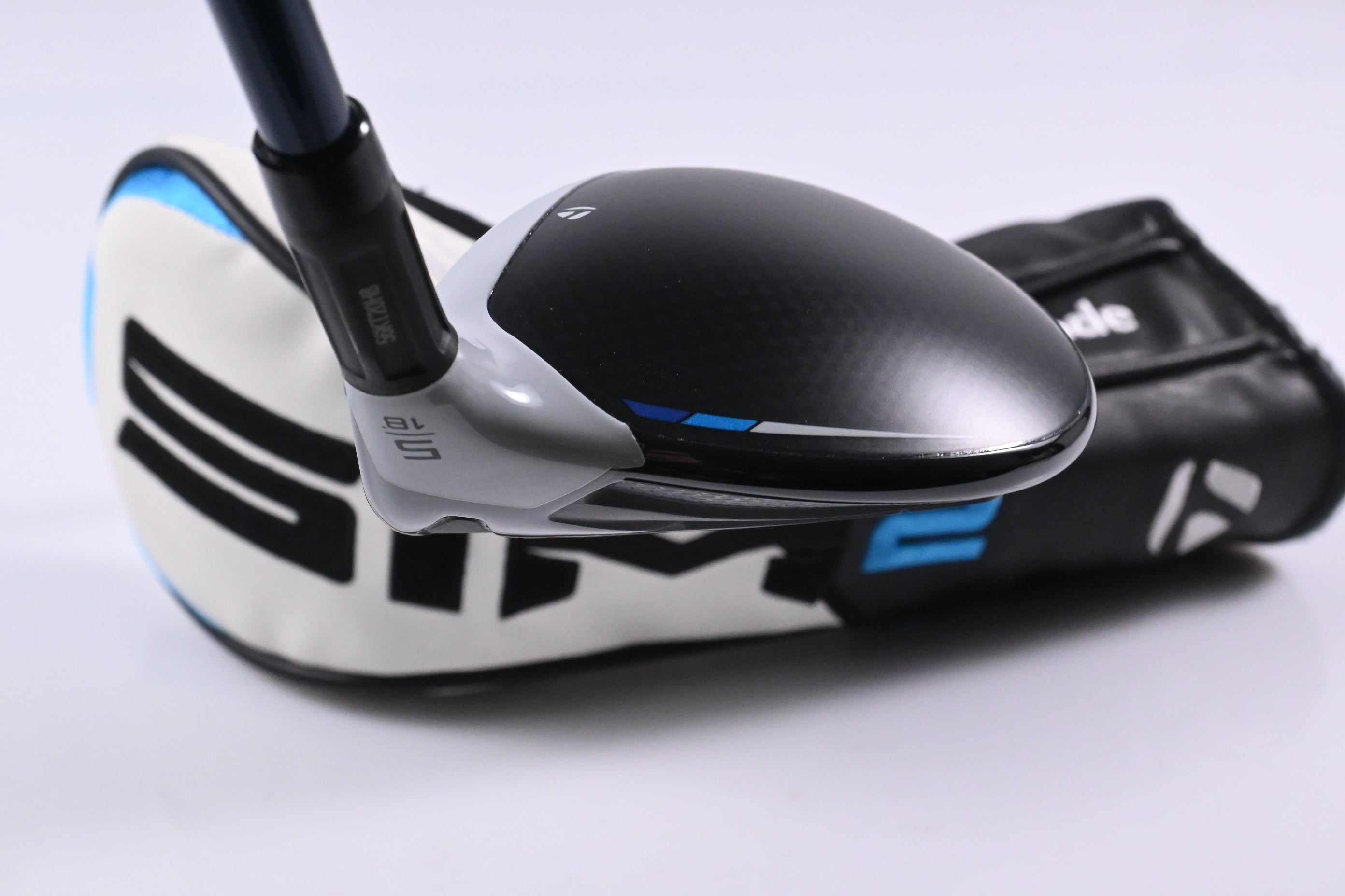 Taylormade SIM2 Max #5 Wood / 18 Degree / Regular Flex Fujikura Ventus Blue 5