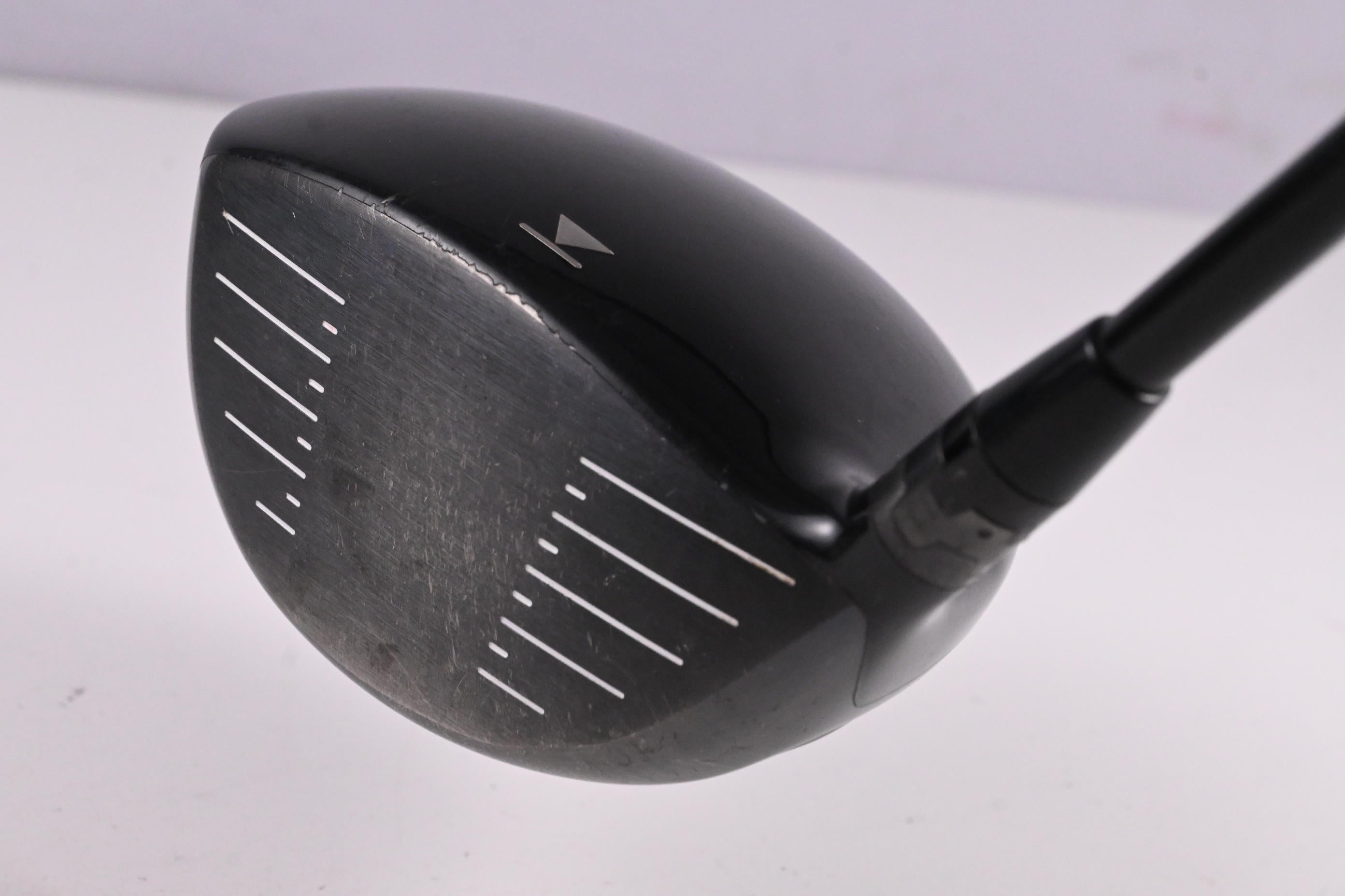 Titleist 910 D3 Driver / 8.5 Degree / Regular Flex Tour AD YS-Q 65 Shaft