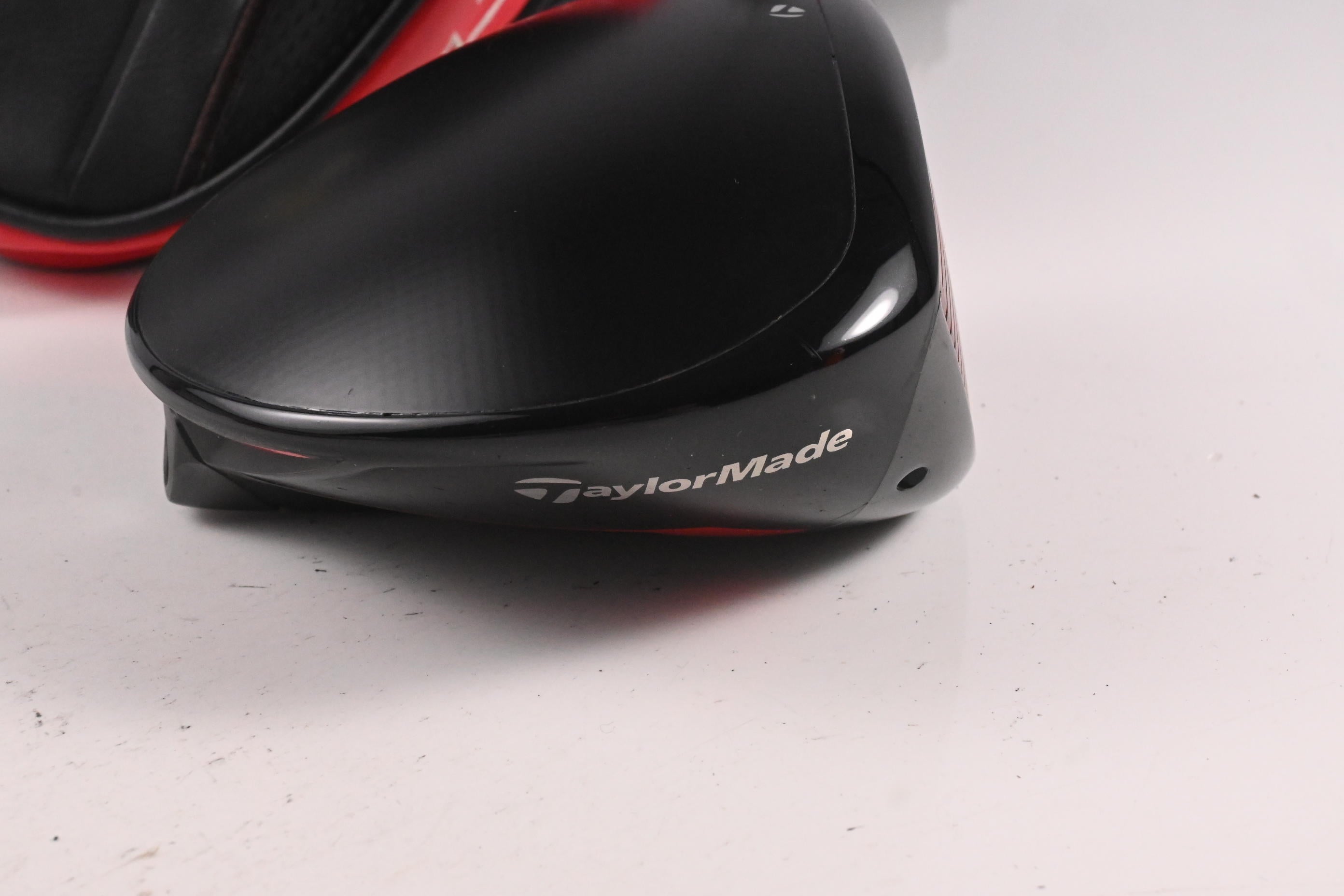 Taylormade Stealth Driver / 9 Degree / Regular Flex Kuro Kage Silver 60 Shaft