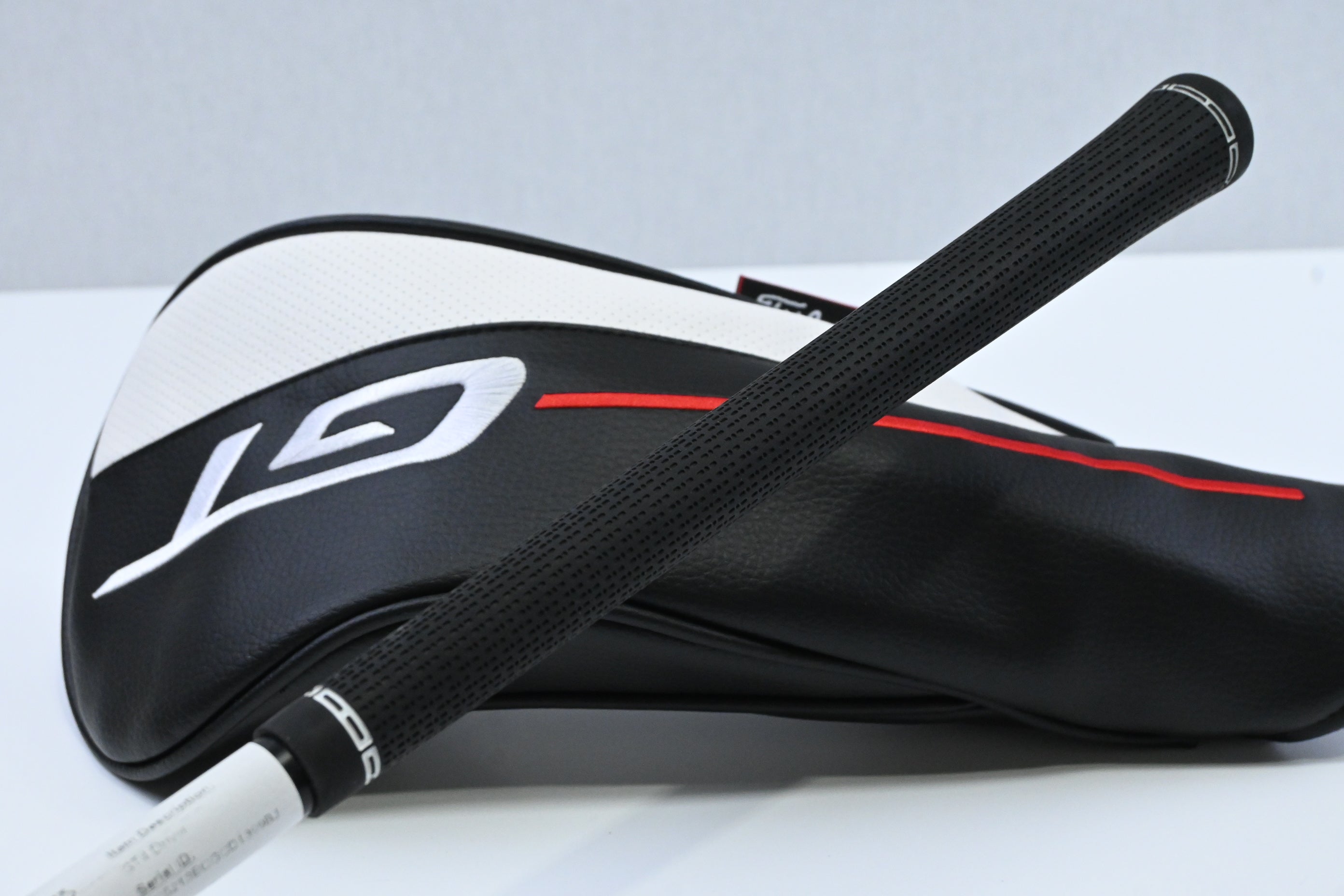 Titleist GT4 Driver / 9 Degree / Stiff Flex HZRDUS Gen5 Black 60 Shaft