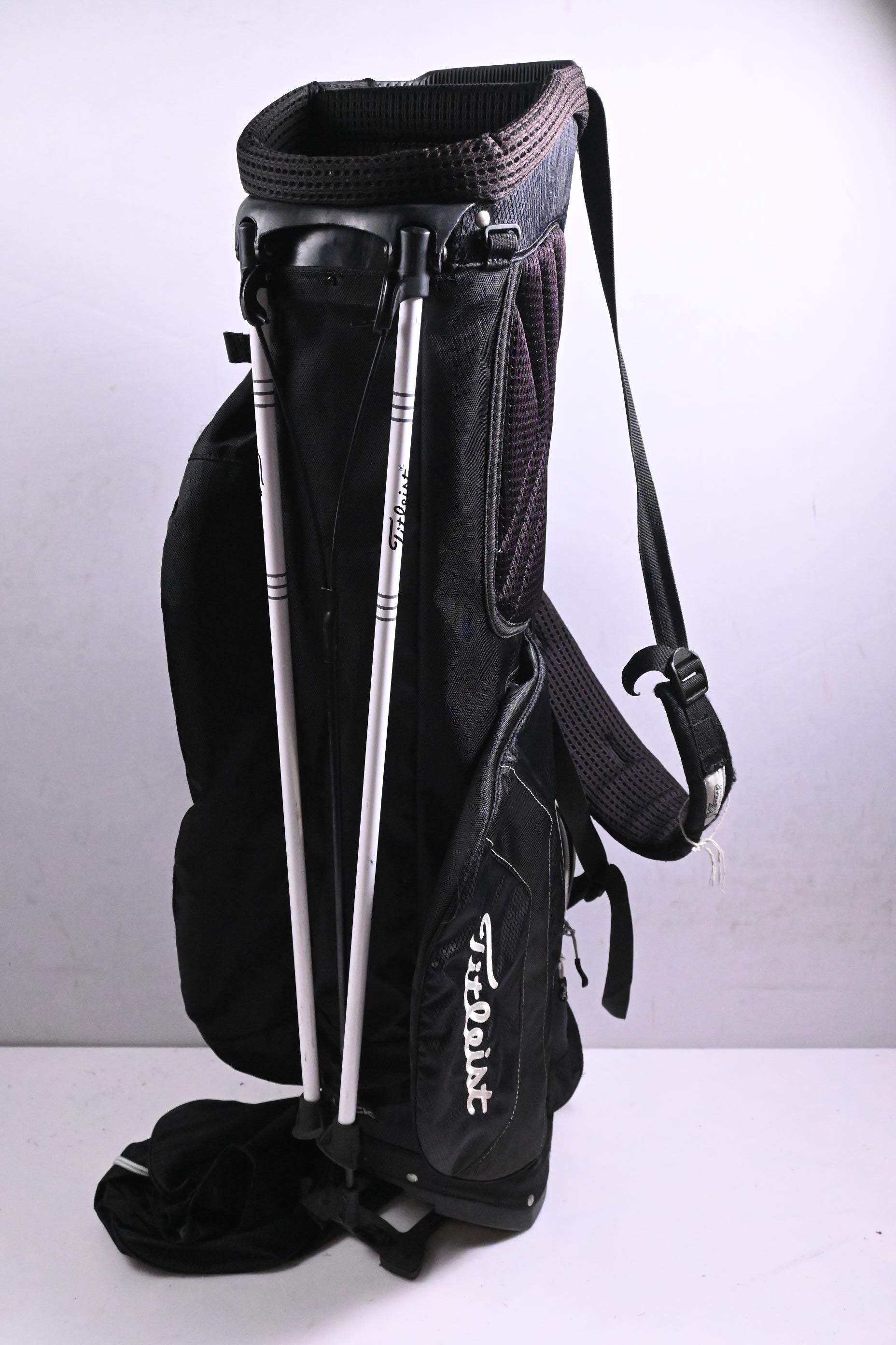 Titleist Crail Stand Bag / 2-Way Divider / Black