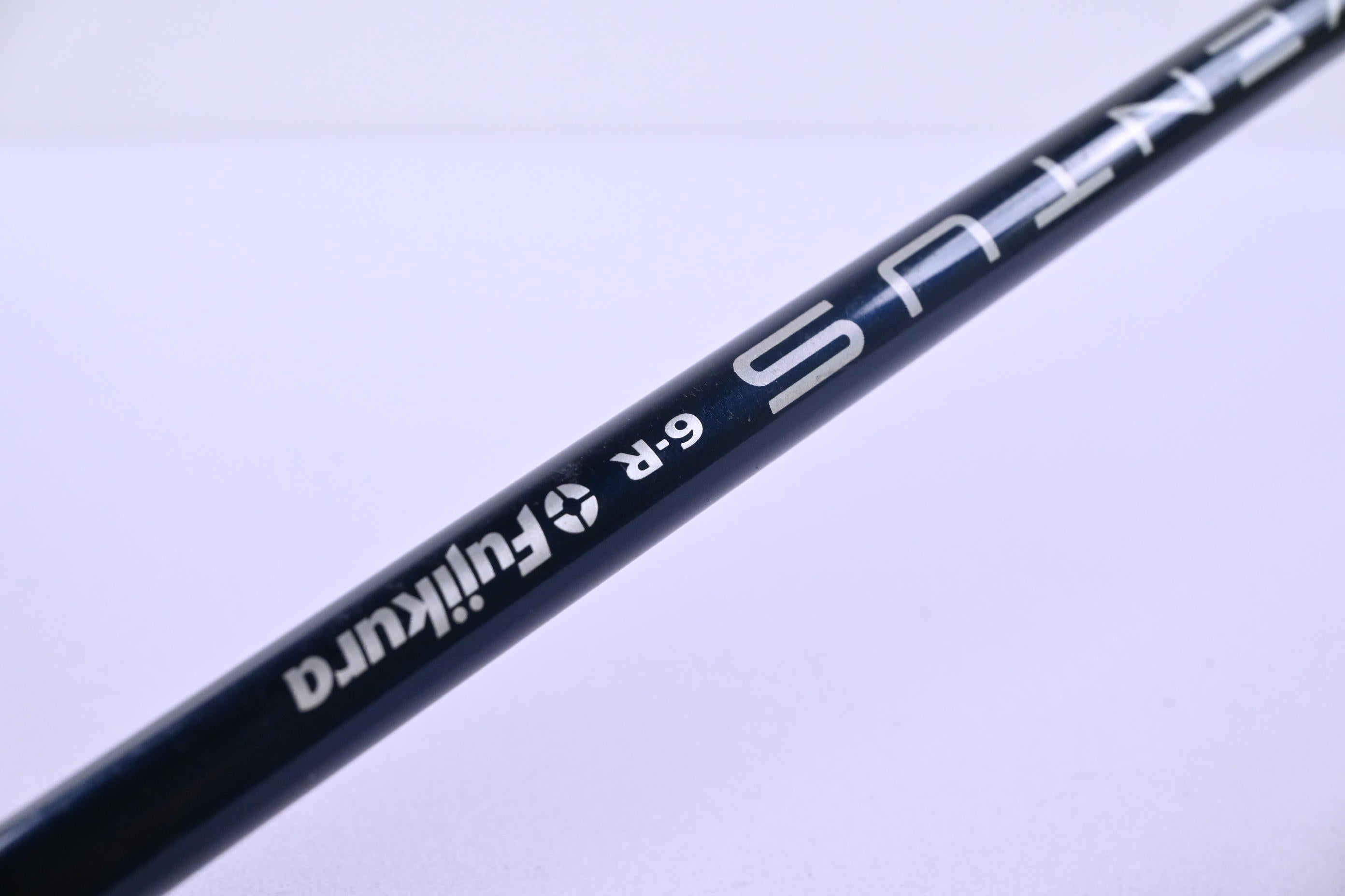 Taylormade SIM2 Max #4 Hybrid / 22 Degree / Regular Flex Ventus Blue 6 Shaft