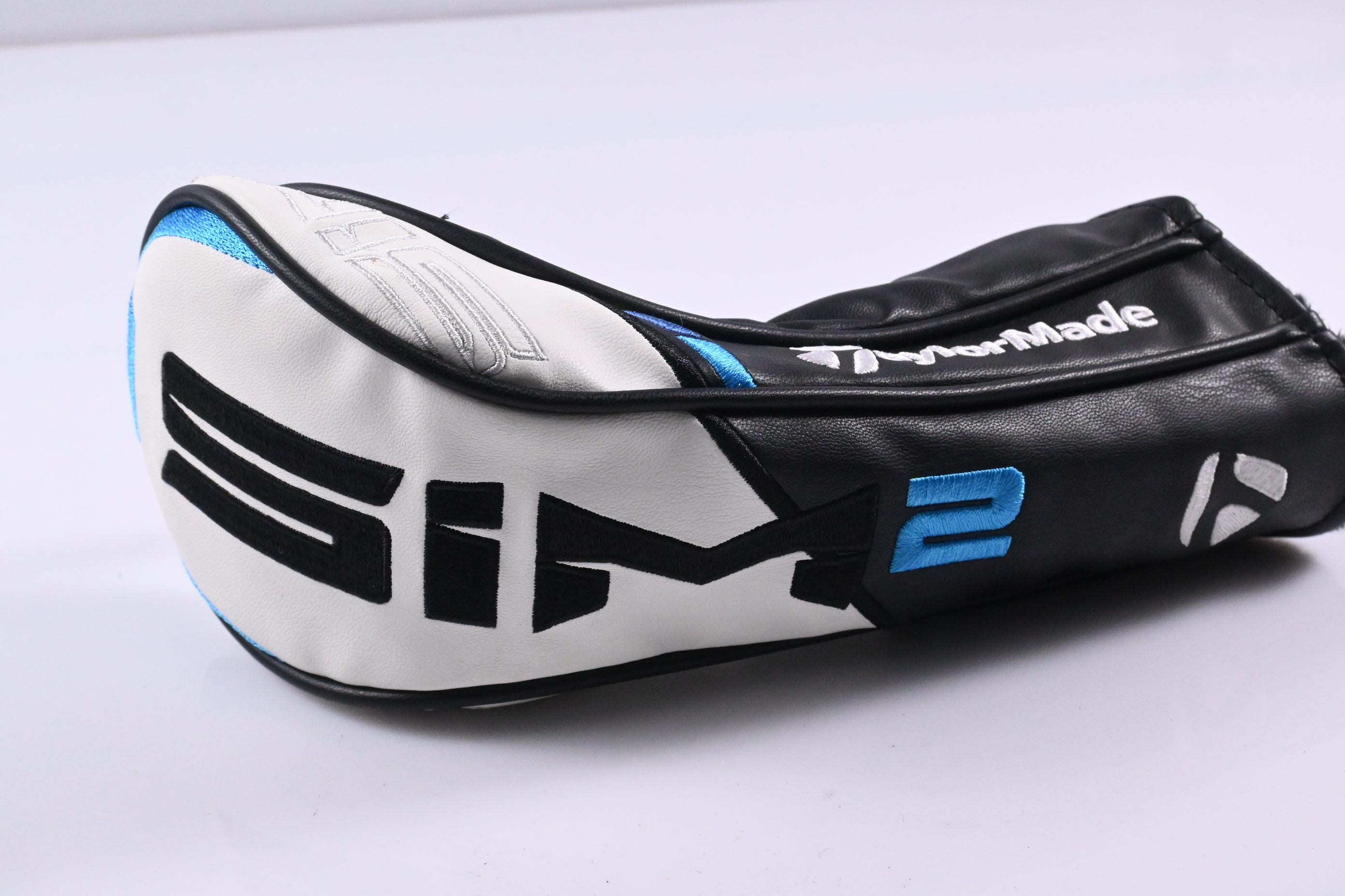 Taylormade SIM2 Max #5 Wood / 18 Degree / Regular Flex Fujikura Ventus Blue 5