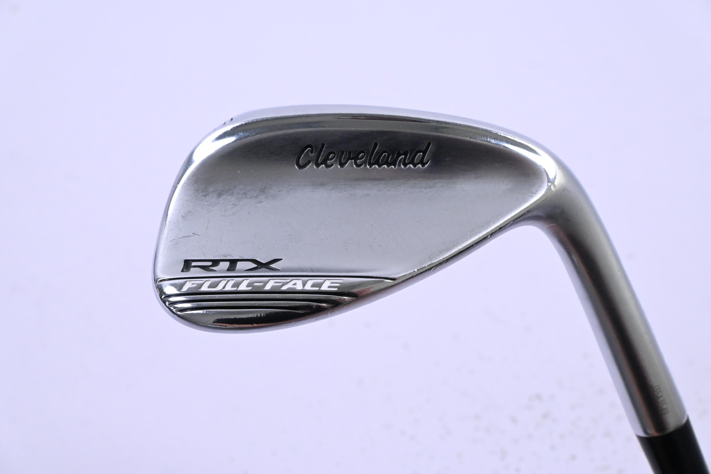 Cleveland RTX Full Face Gap Wedge / 52 Degree / Wedge Flex Dynamic Gold Spinner