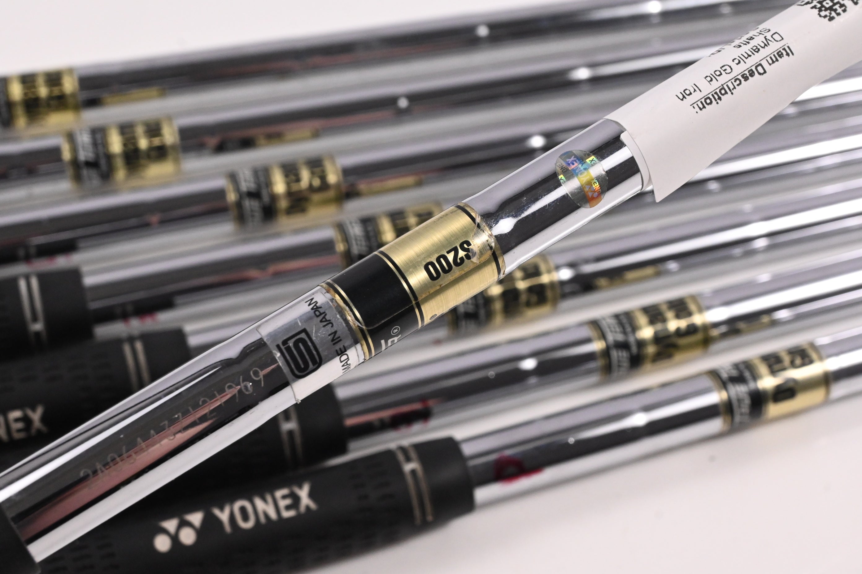 Dynamic Gold S200 Shafts / Stiff Flex / Set of 8 / .355" Tip