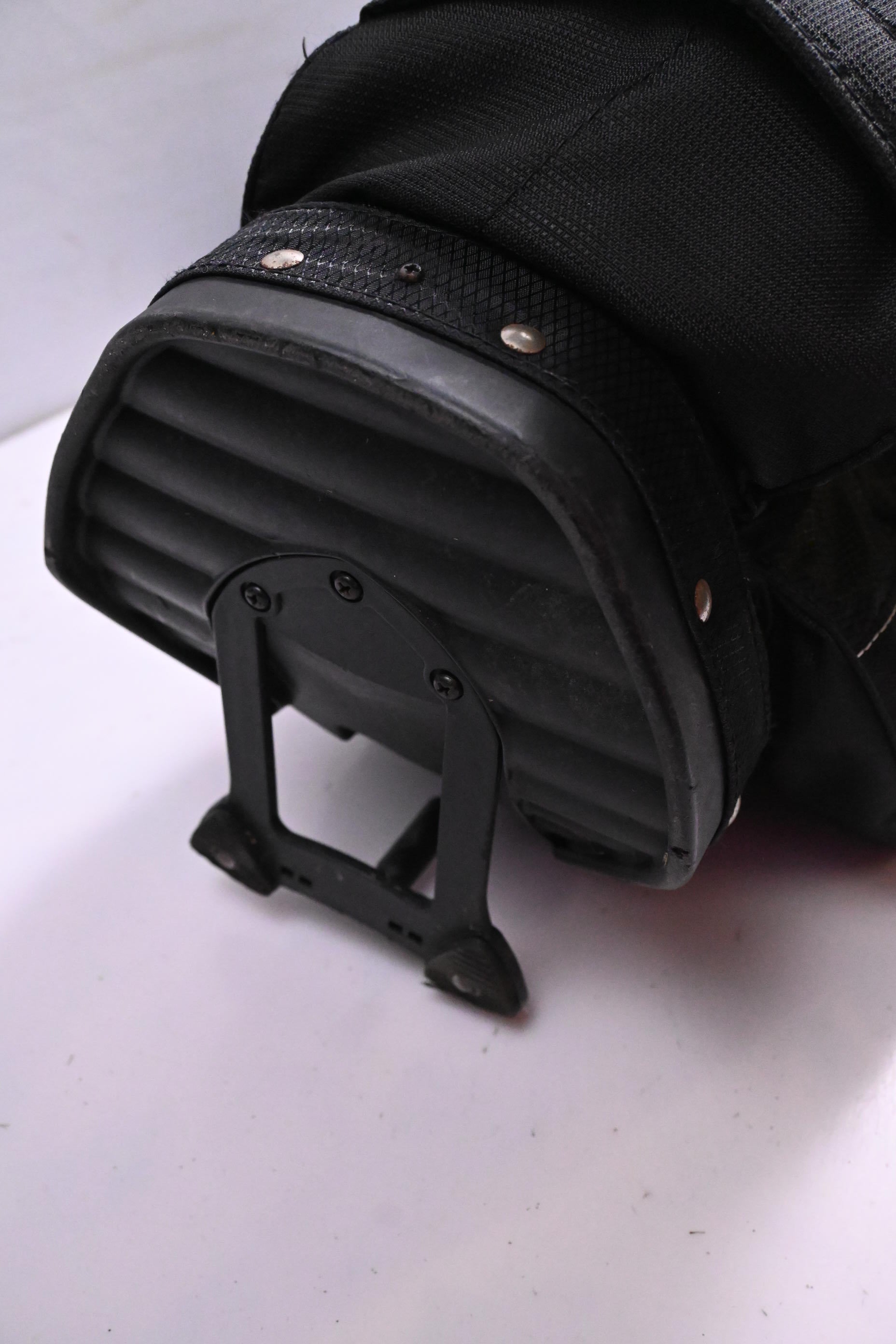 Titleist Crail Stand Bag / 2-Way Divider / Black