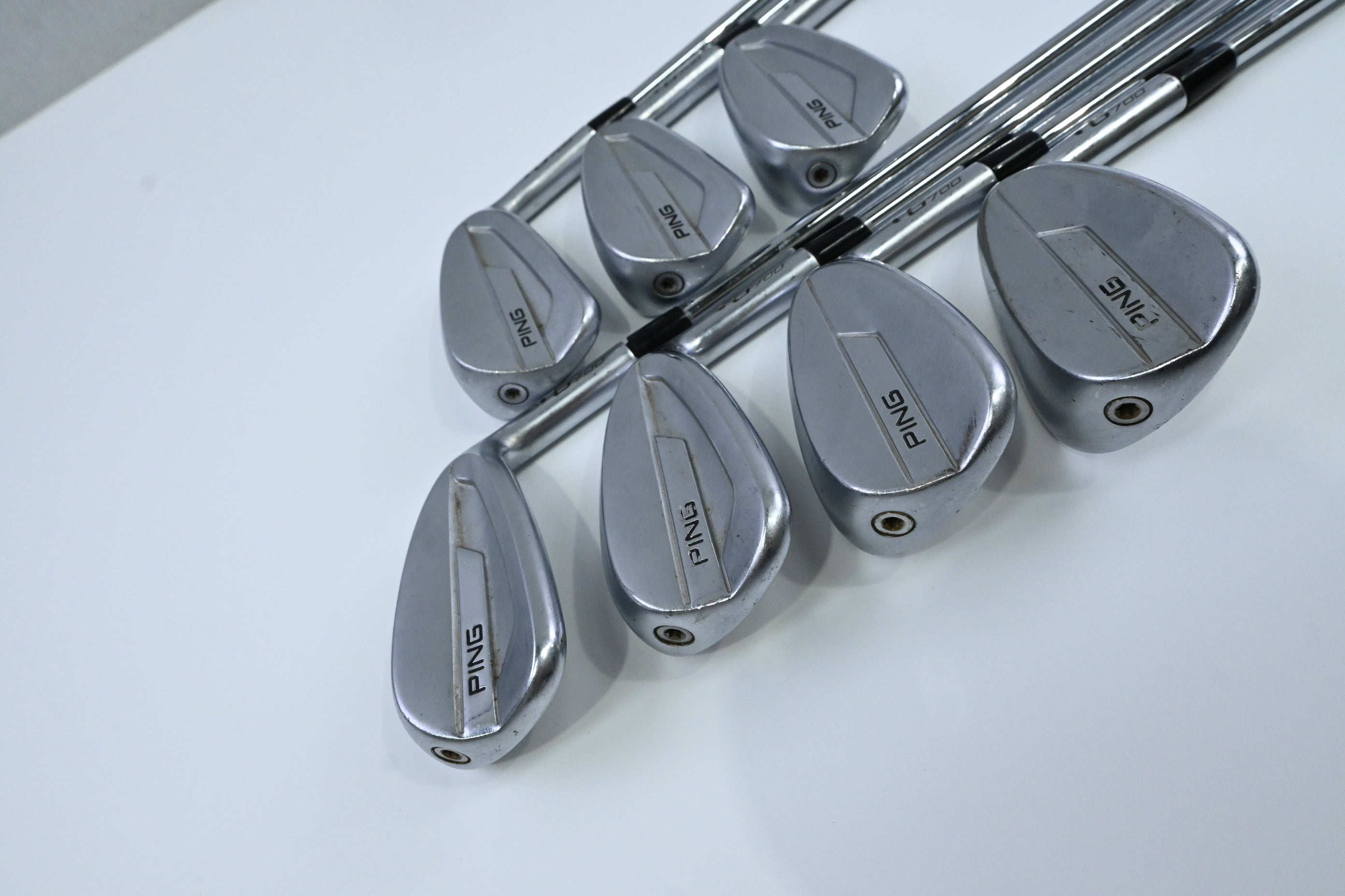 Ping G700 Irons / 5-PW+GW / Black Dot / Regular Flex Ping AMT 2.0