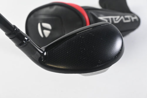 Taylormade Stealth Plus #4 Hybrid / 22 Degree / Regular Flex HZRDUS Smoke RDX