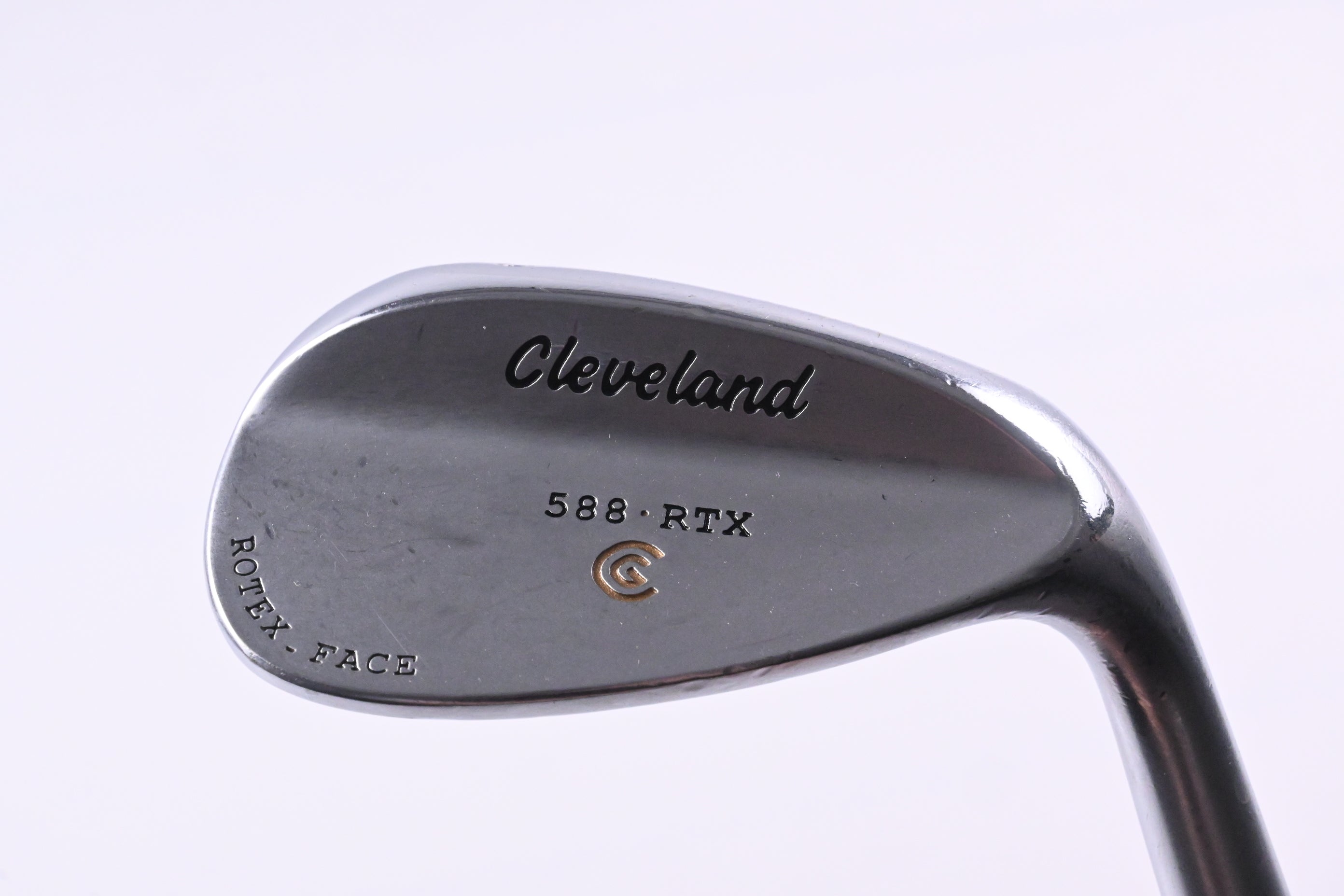 Cleveland 588 RTX Sand Wedge / 56 Degree / Wedge Flex Dynamic Gold Shaft
