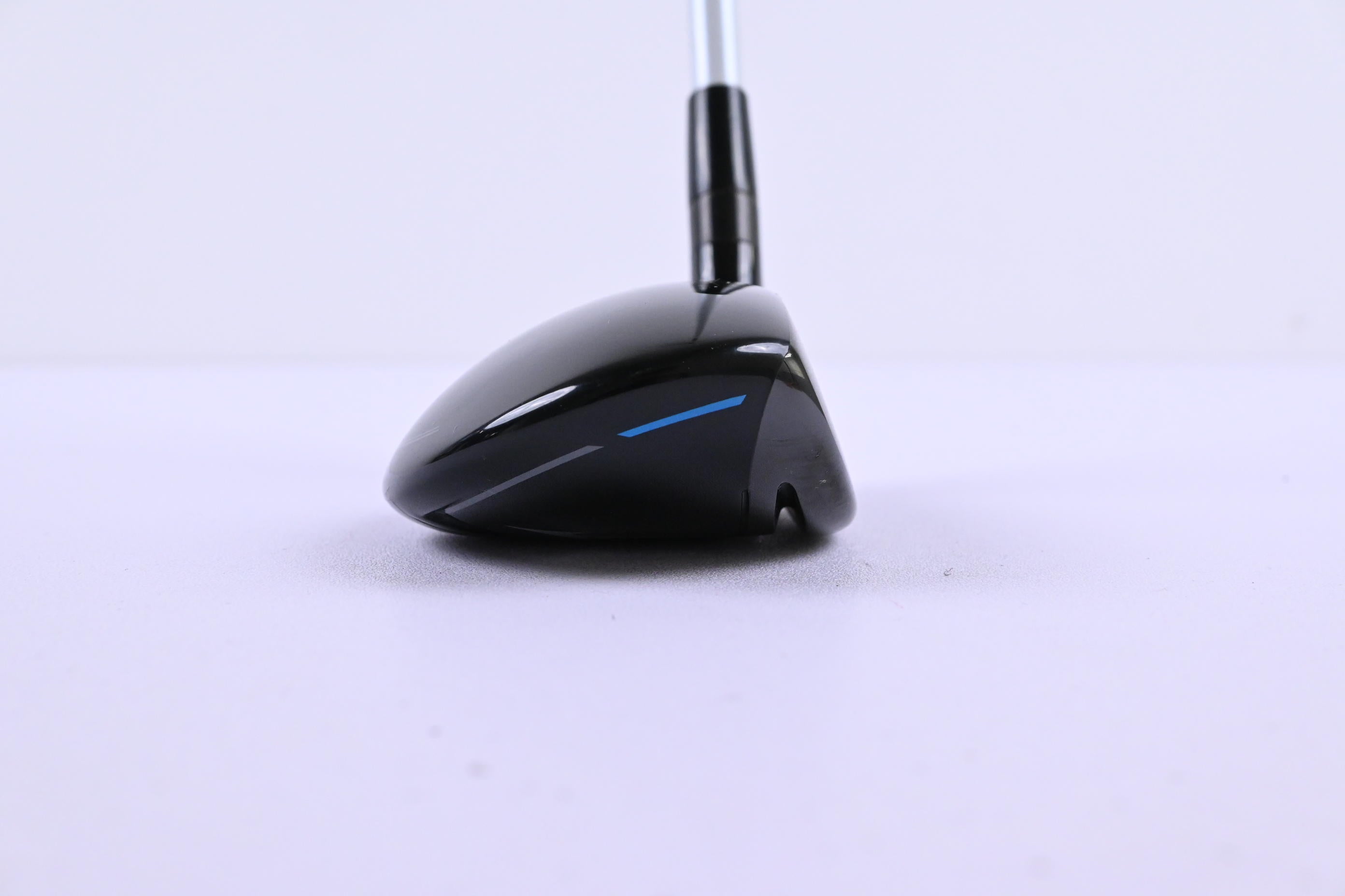 Mizuno ST-X 220 #4 Hybrid / 20 Degree / Senior Flex Aldila Ascent 50 Shaft