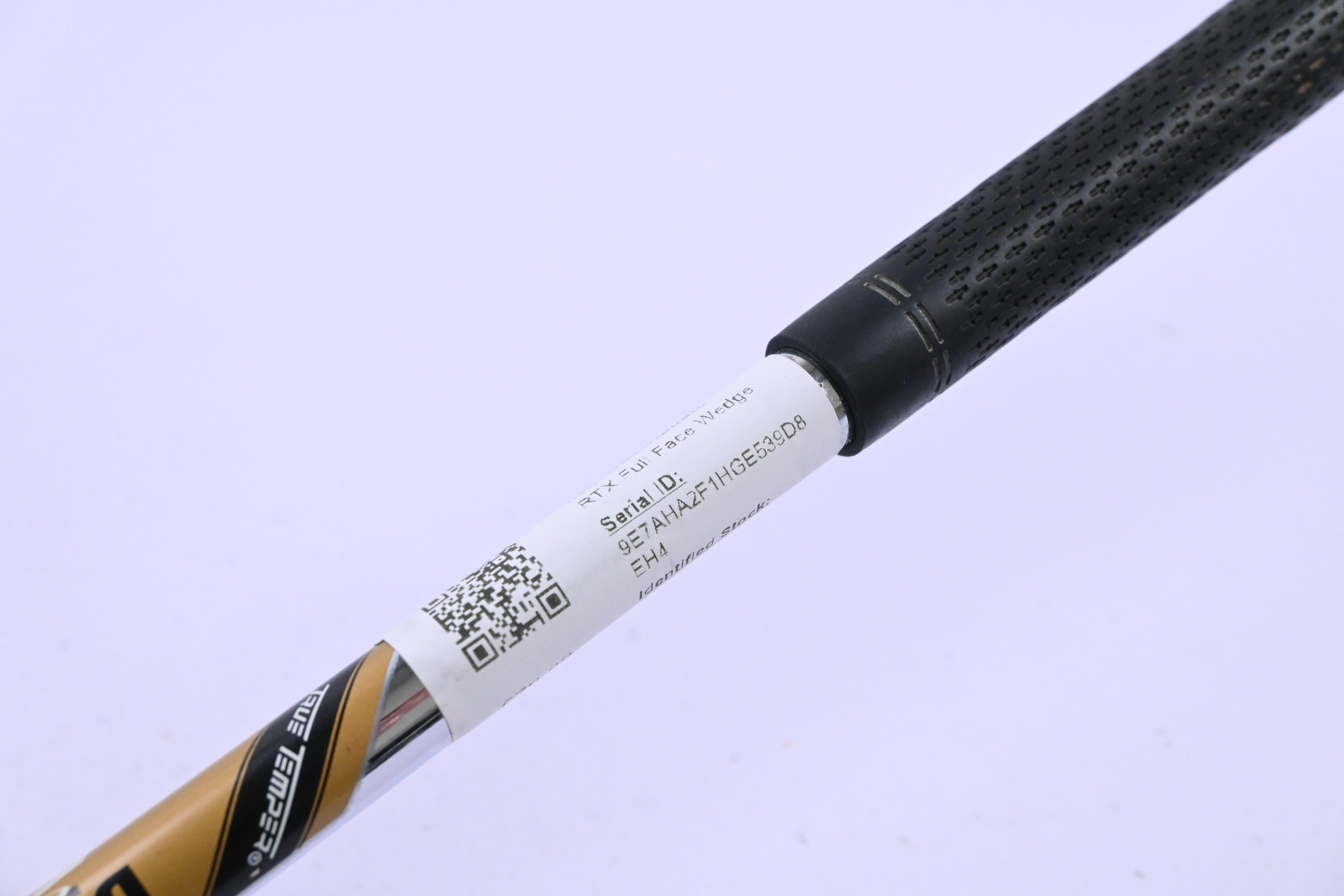 Cleveland RTX Full Face Gap Wedge / 52 Degree / Wedge Flex Dynamic Gold Spinner