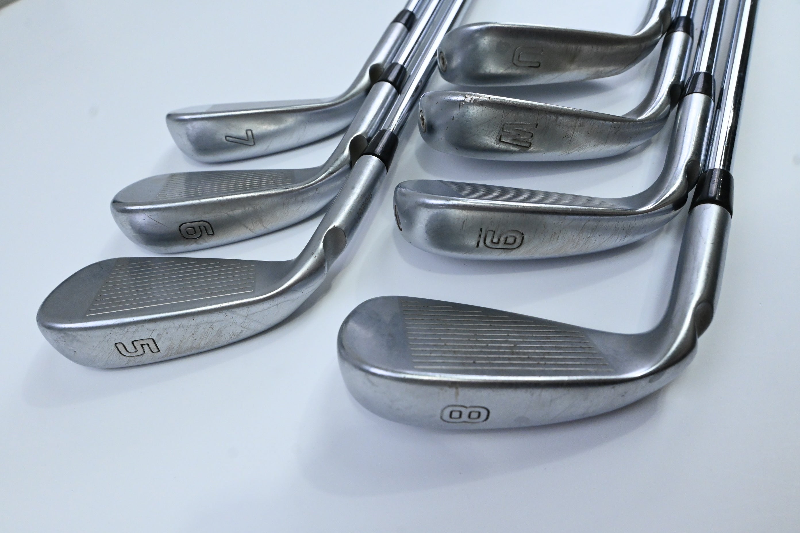 Ping G700 Irons / 5-PW+GW / Black Dot / Regular Flex Ping AMT 2.0