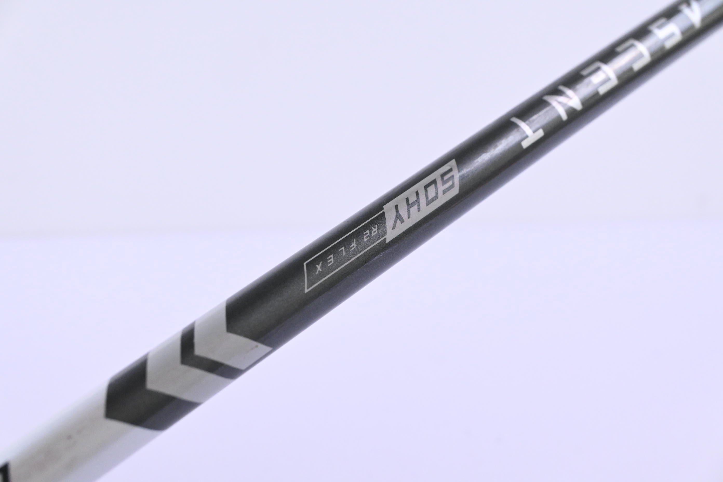 Mizuno ST-X 220 #4 Hybrid / 20 Degree / Senior Flex Aldila Ascent 50 Shaft