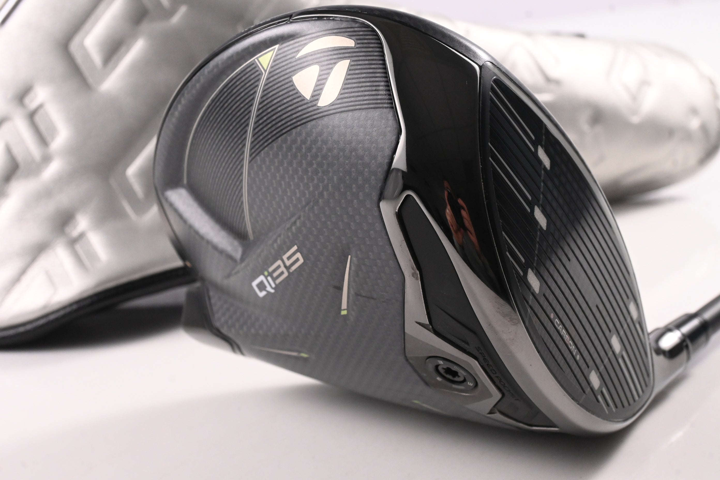 Taylormade Qi35 Driver / 9 Degree / Regular Flex Fujikura Ventus Blue 5 Shaft