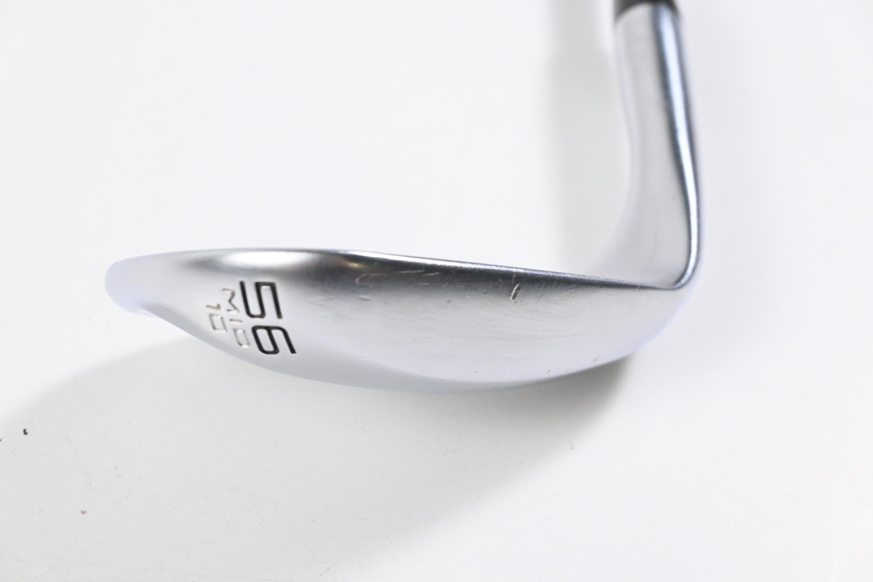Cleveland RTZ Sand Wedge / 56 Degree / Regular Flex Recoil Dart 65 Shaft