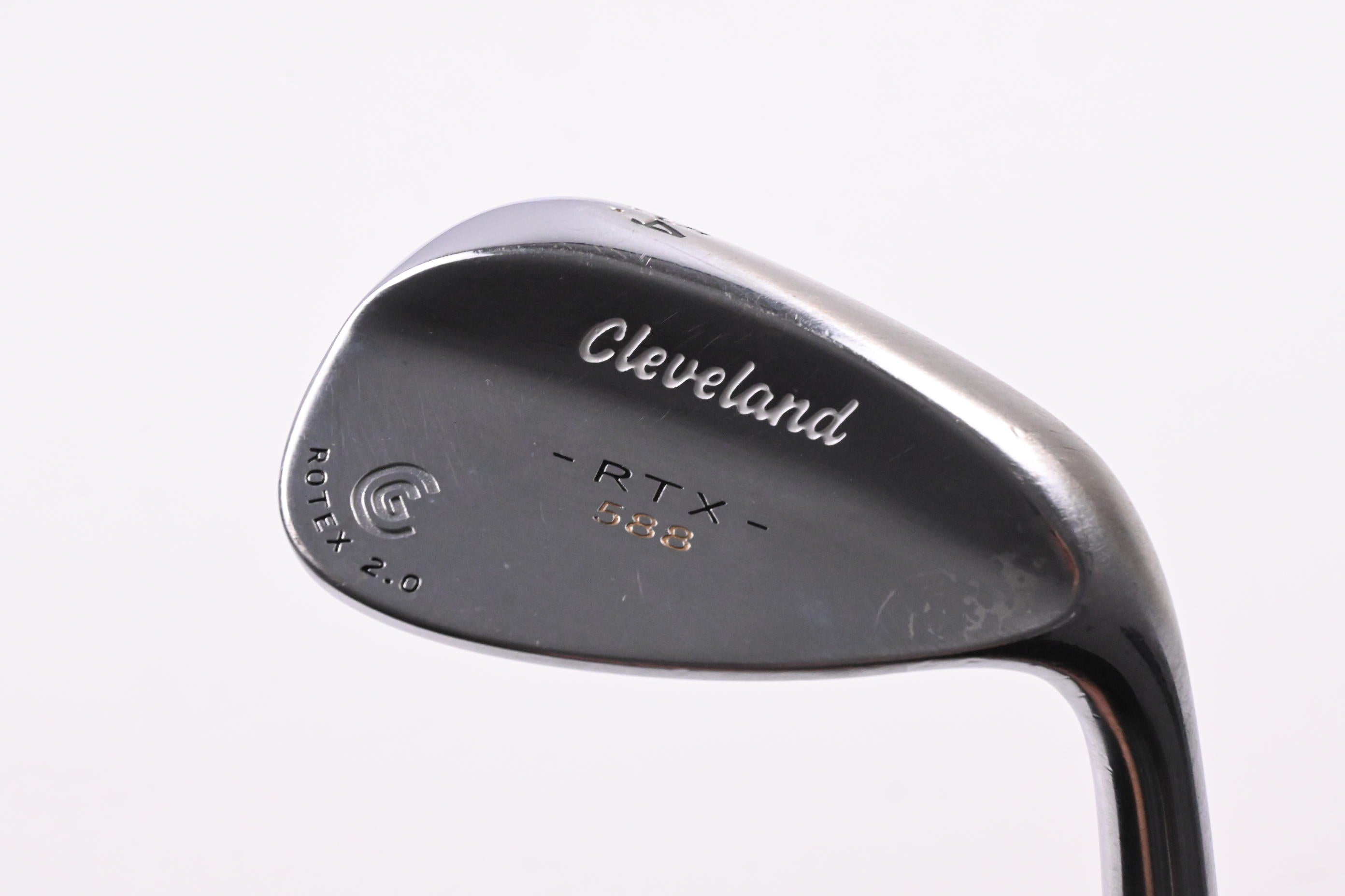 Cleveland 588 RTX Sand Wedge / 54 Degree / Wedge Flex Dynamic Gold Shaft