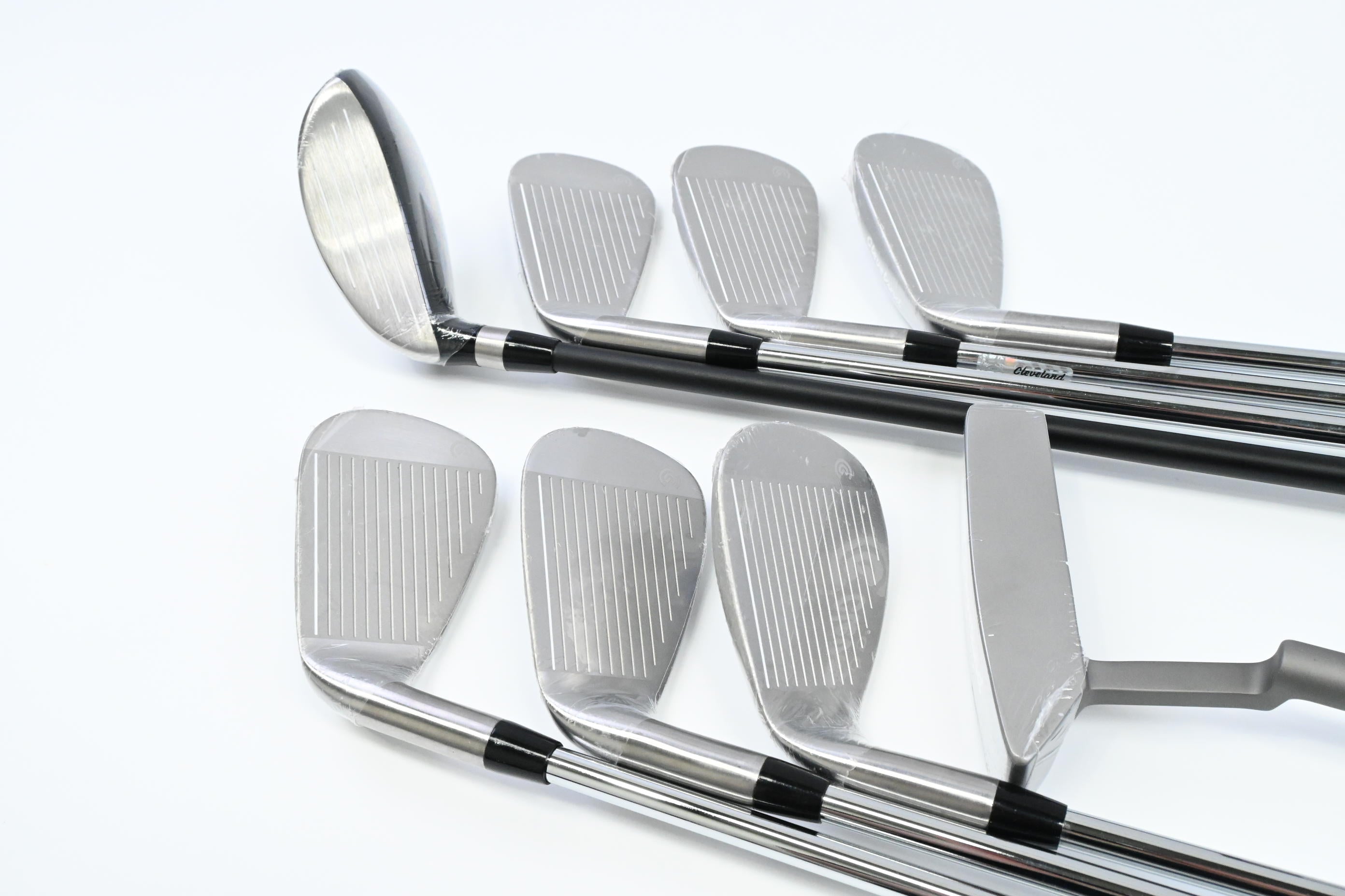 Cleveland Package Set / Hybrid, Irons, Putter, Bag