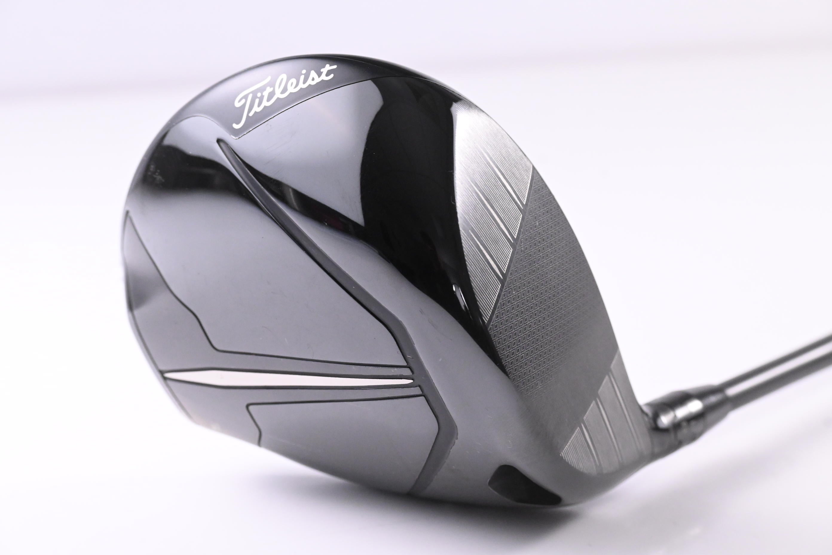 Titleist TSR2 Driver / 9 Degree / Regular Flex HZRDUS CB Red 50 Shaft