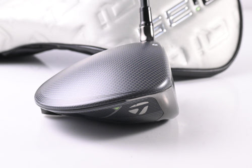 Taylormade Qi35 Driver / 10.5 Degree / Regular Flex Fujikura Ventus Blue '25 5