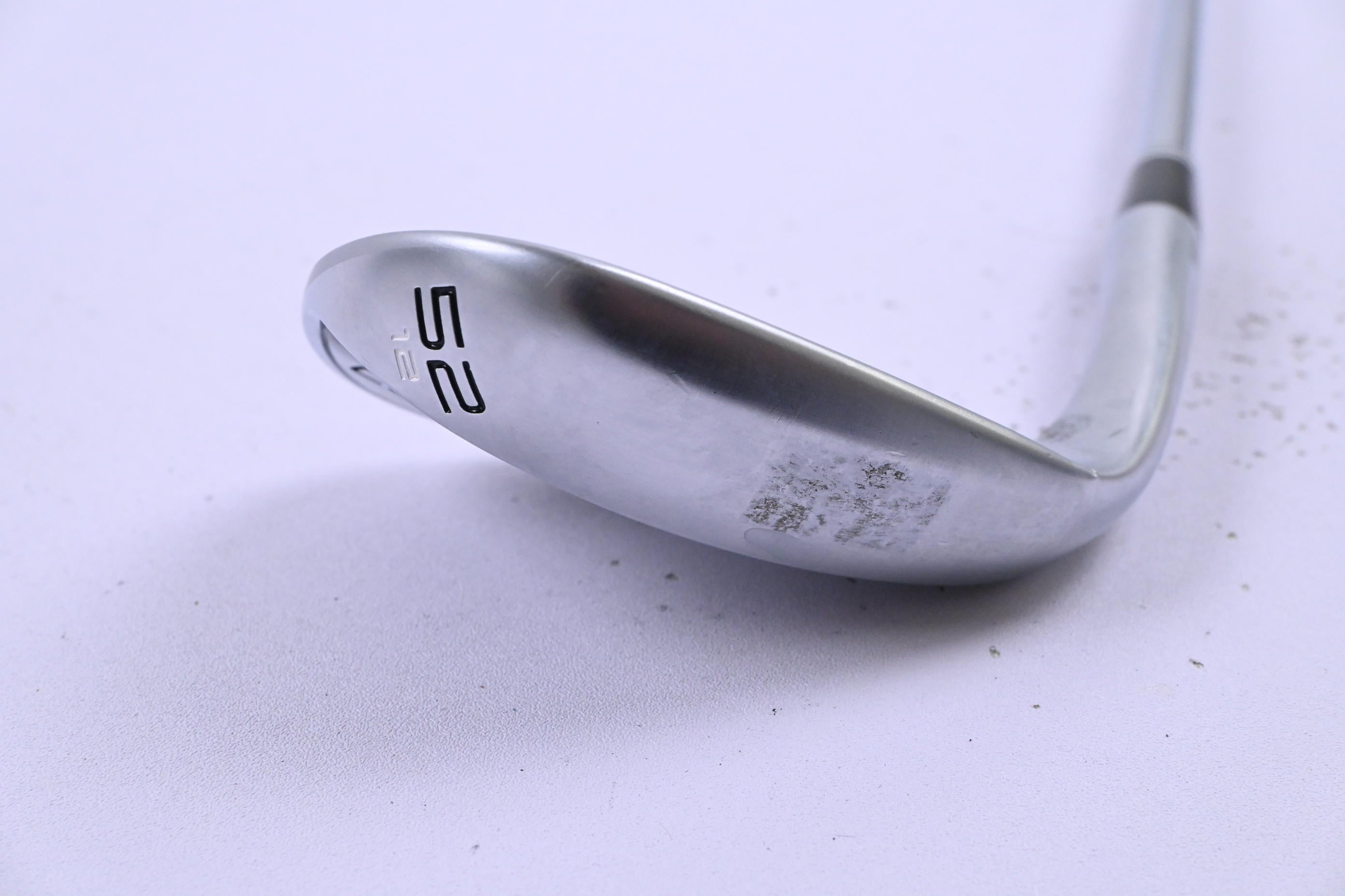 Cleveland CBX Zipcore Gap Wedge / 52 Degree / Wedge Flex Dynamic Gold Spinner