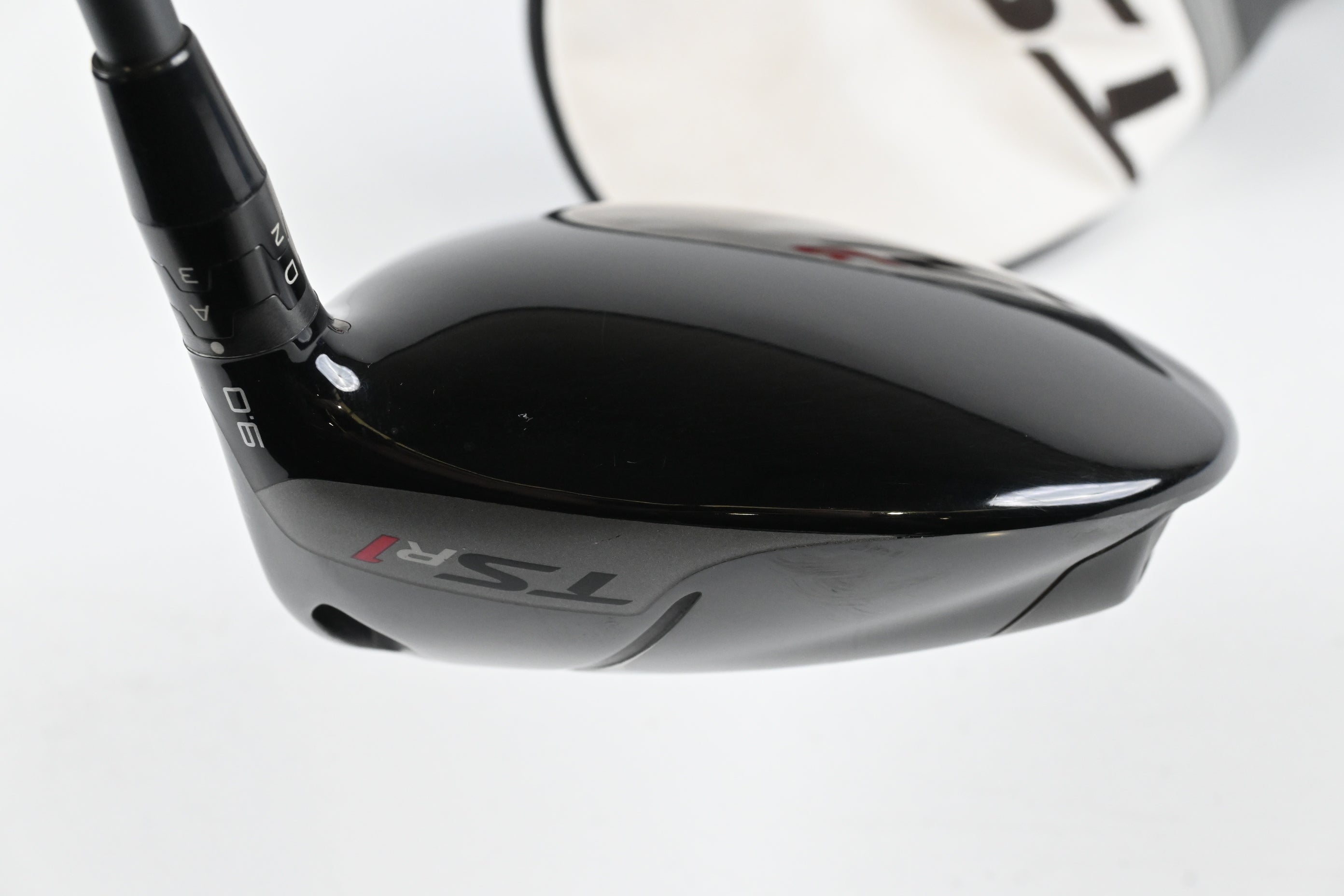 Titleist TSR1 Driver / 9 Degree / Regular Flex HZRDUS Smoke Black 60 Shaft