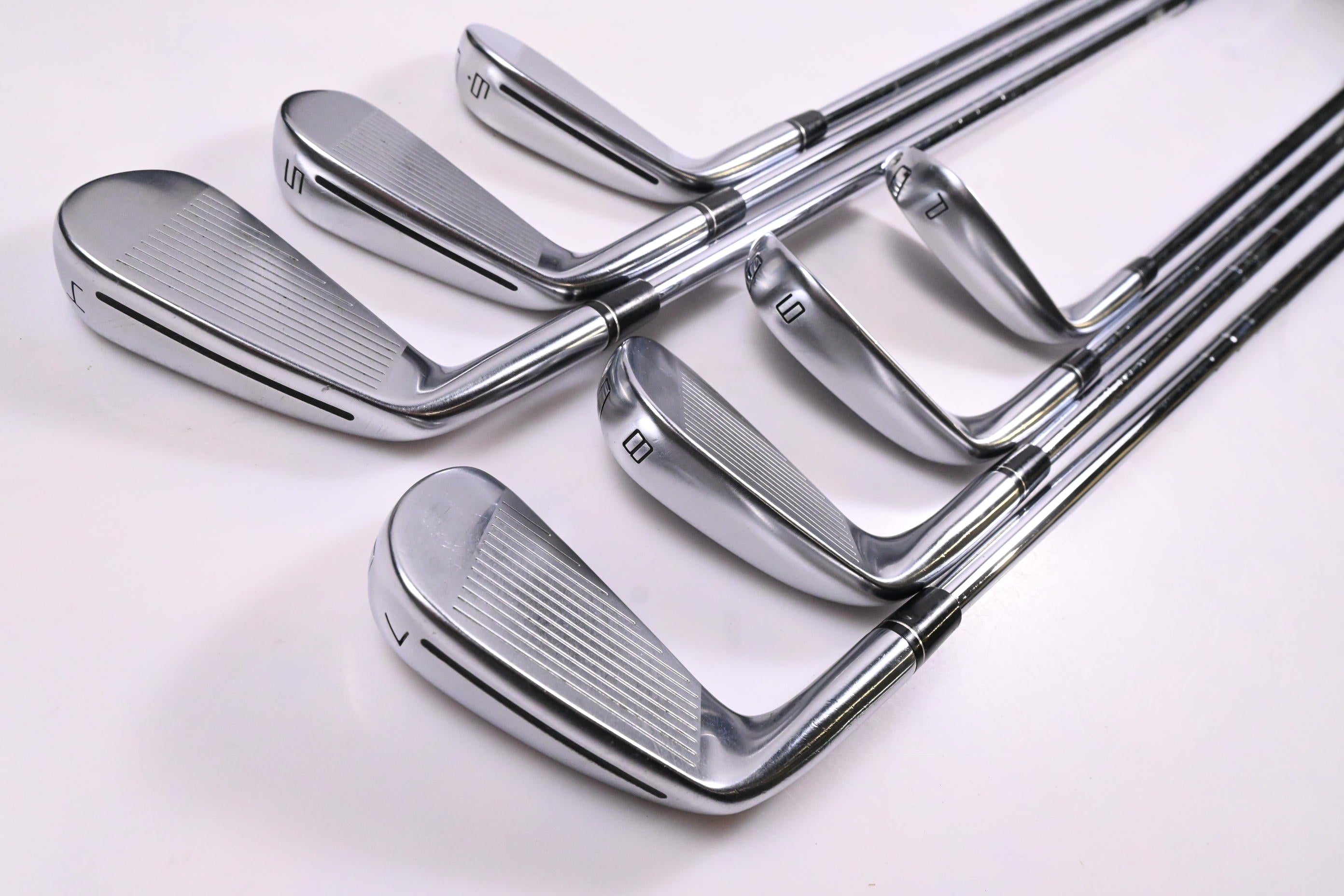 Taylormade P790 2017 Irons / 4-PW / Stiff Flex Dynamic Gold 105 S300 Shafts