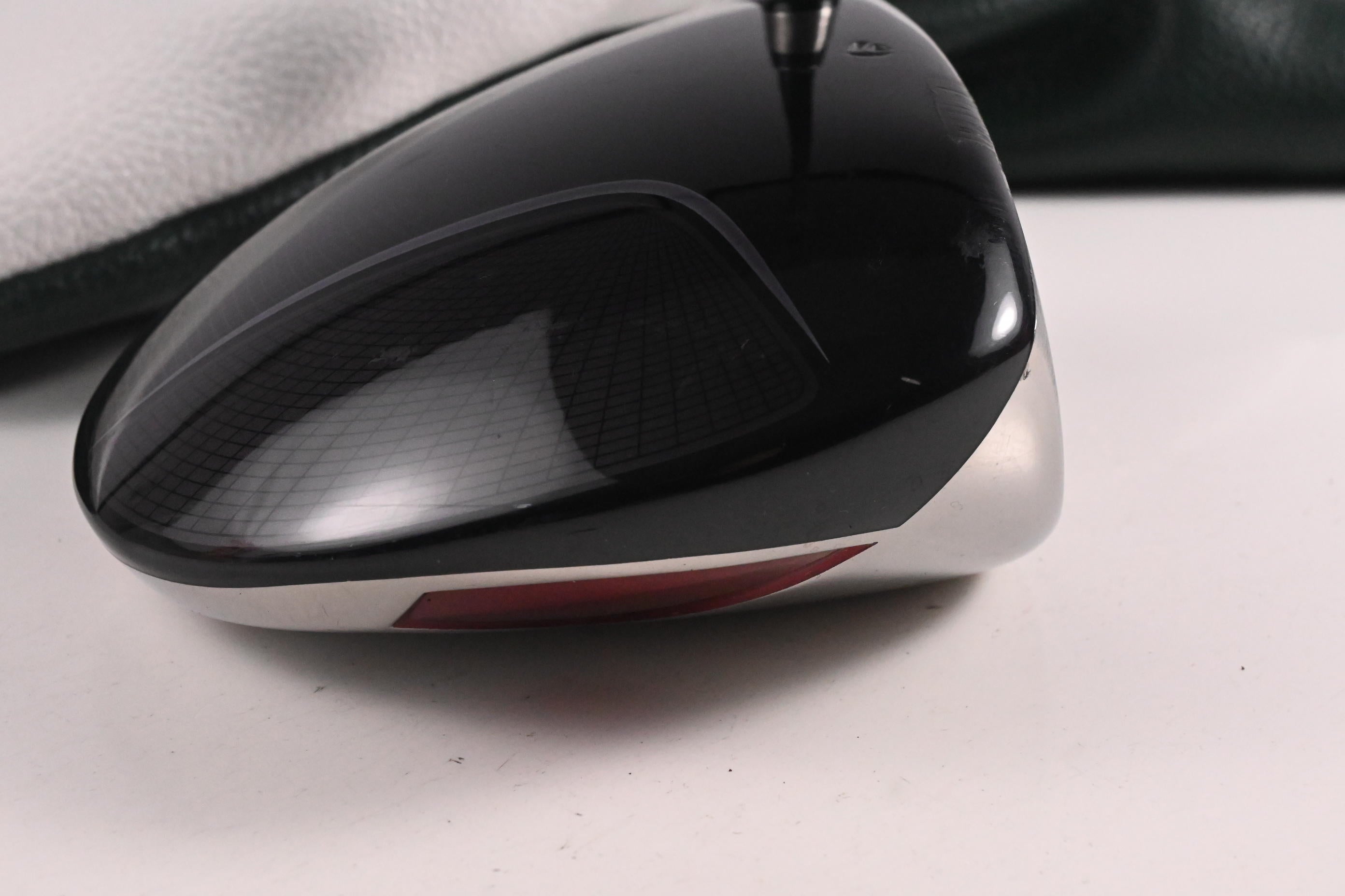Taylormade Burner 2007 Driver / 10.5 Degree / Stiff Flex Fujikura Reax Shaft
