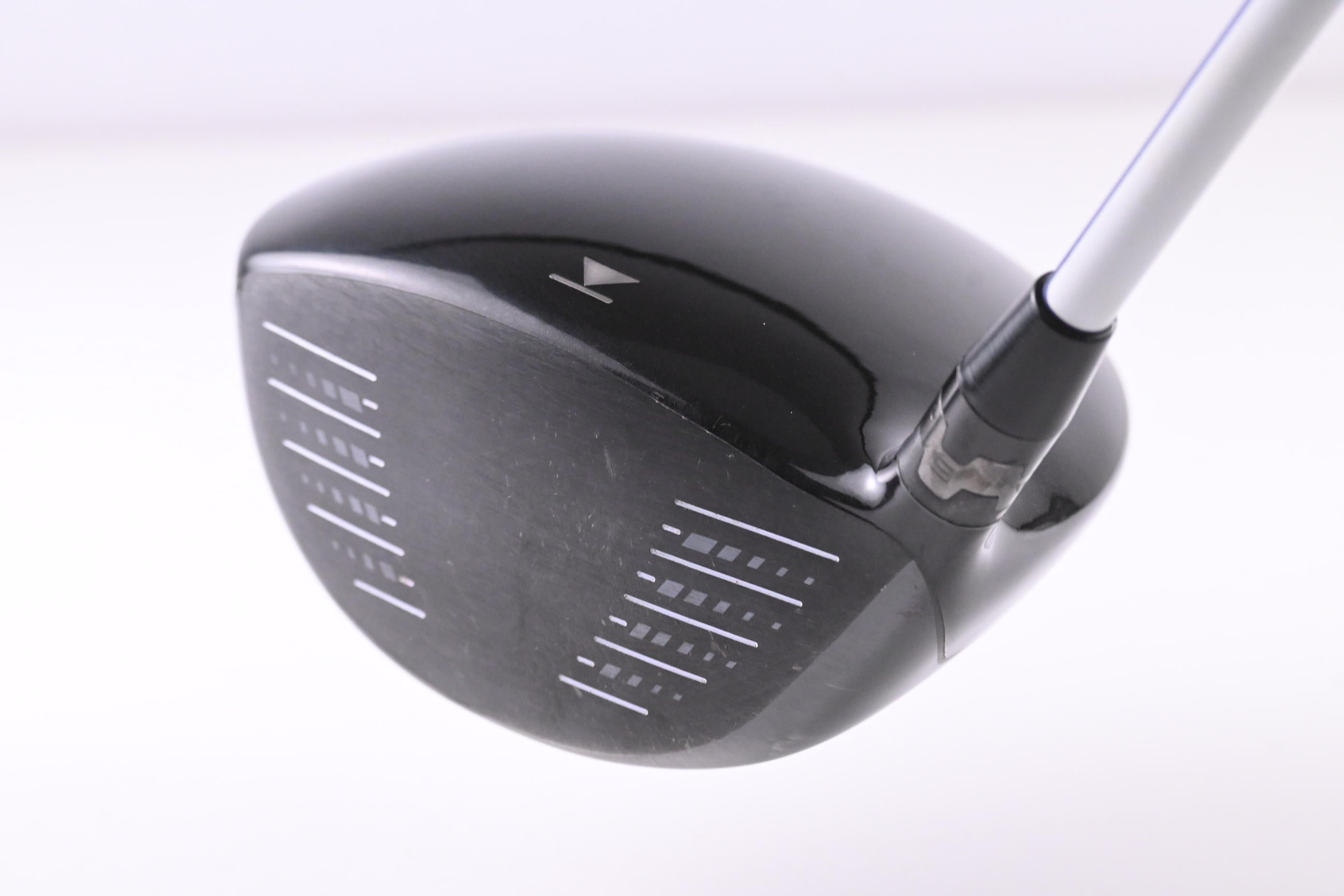 Titleist 913 D2 Driver / 9.5 Degree / Regular Flex Diamana Blue S+ 62 Shaft