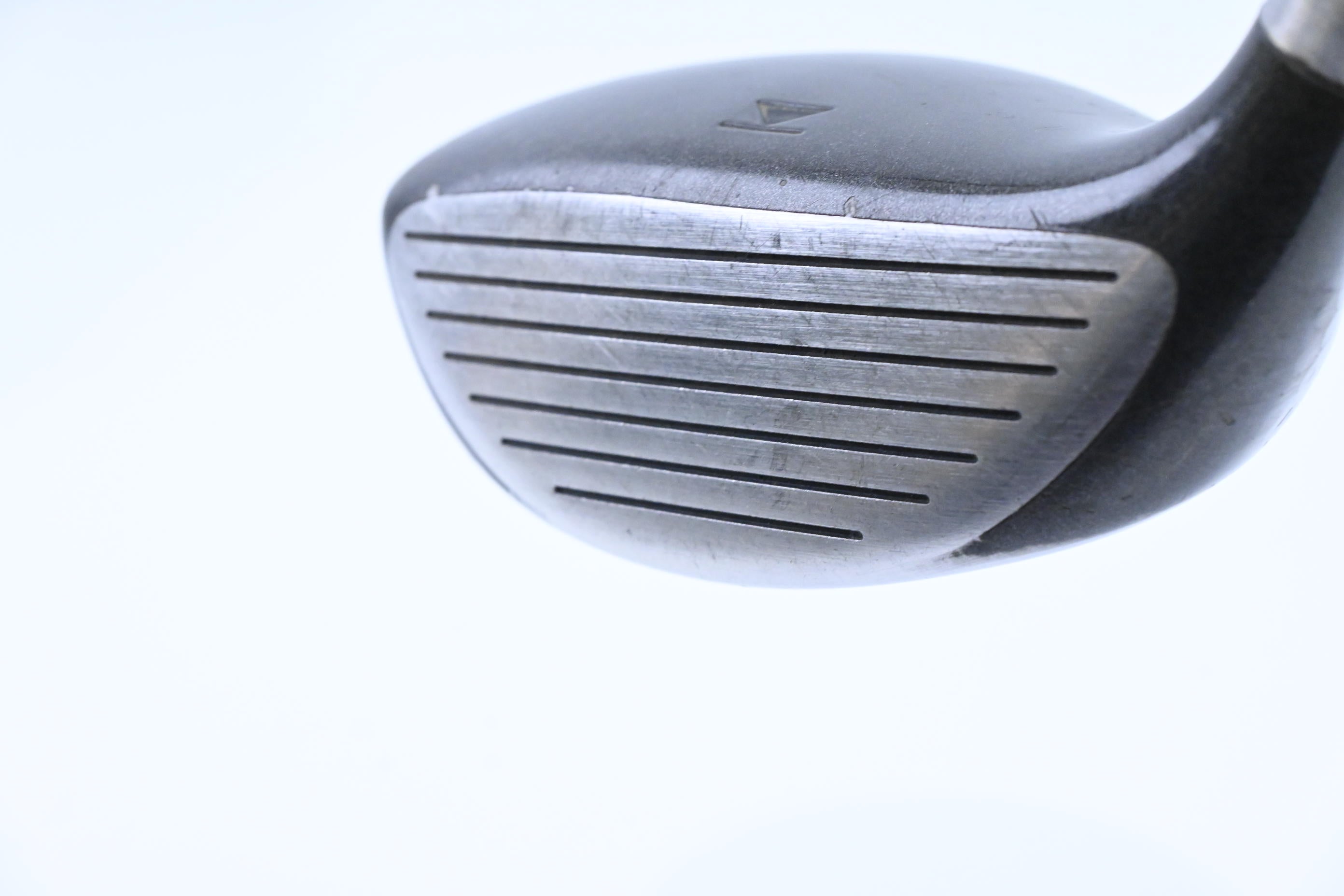 Titleist 975 F #3 Wood / 16.5 Degree / Regular Flex Aldila NV-F 55 Shaft