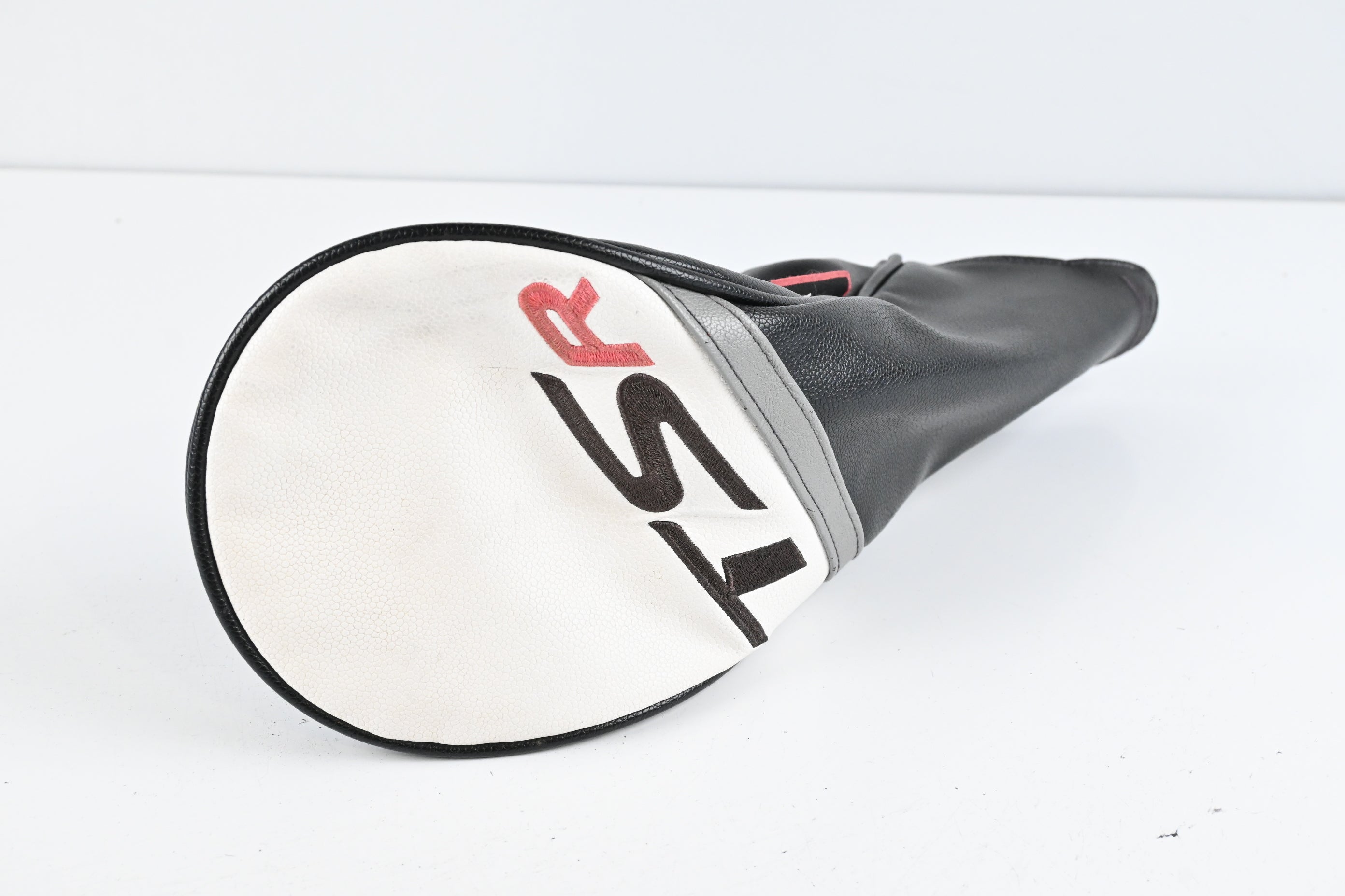 Titleist TSR1 Driver / 9 Degree / Regular Flex HZRDUS Smoke Black 60 Shaft