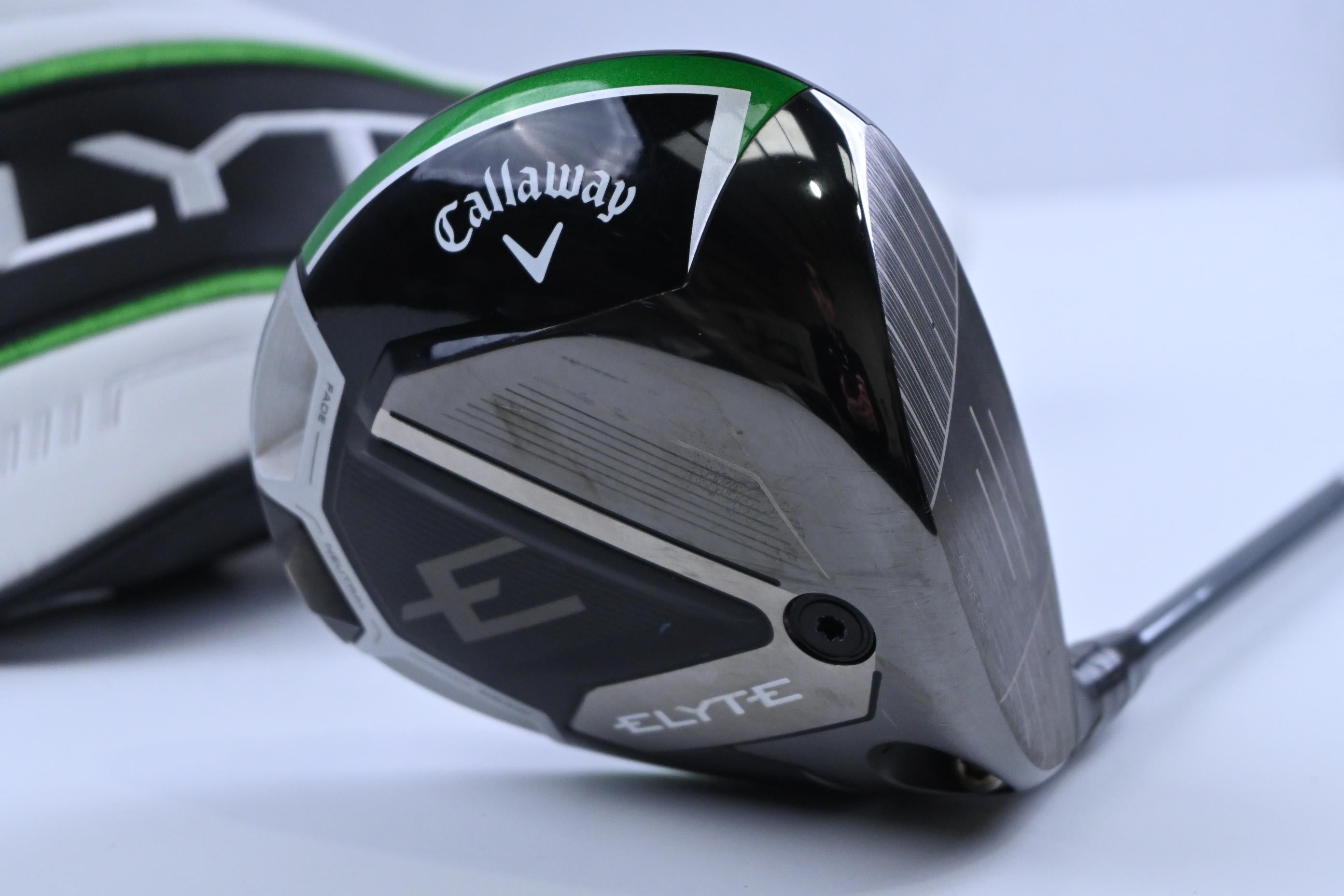 Callaway Elyte Driver / 9 Degree / Regular Flex Denali Charcoal 50 Shaft