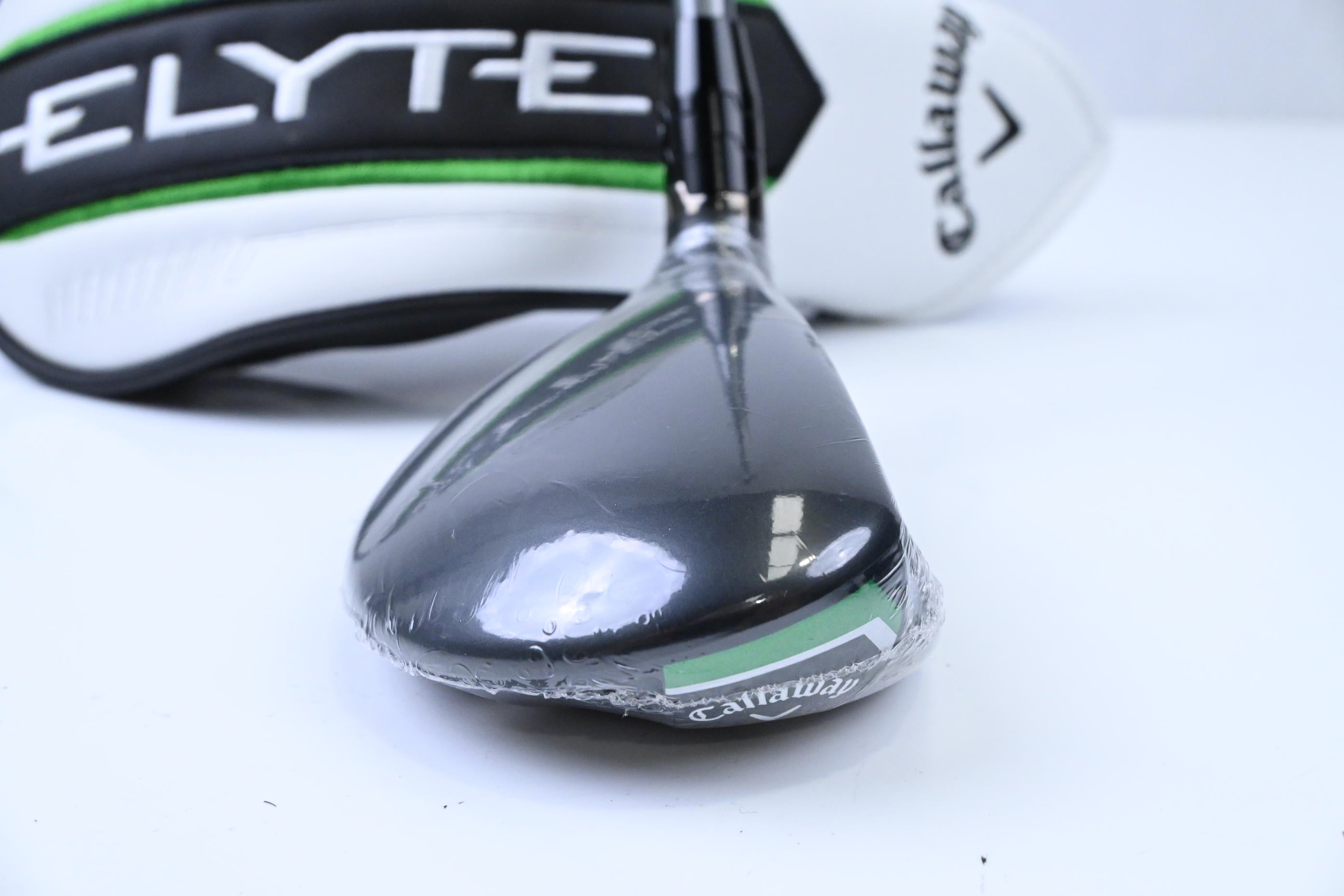 Callaway Elyte #4 Hybrid / 22 Degree / Regular Flex Denali Charcoal 60 Shaft
