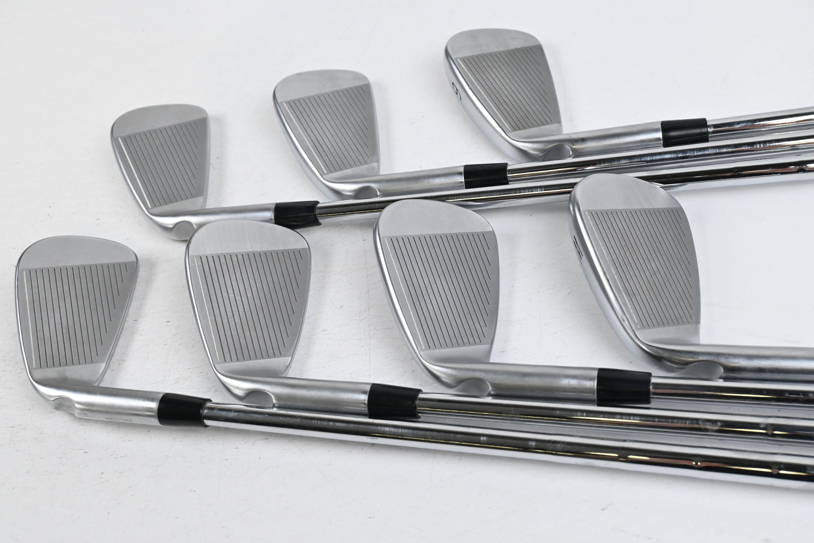 Ping i230 Irons / 4-PW / Black Dot / X-Flex N.S.Pro Modus3 Tour105 Shafts