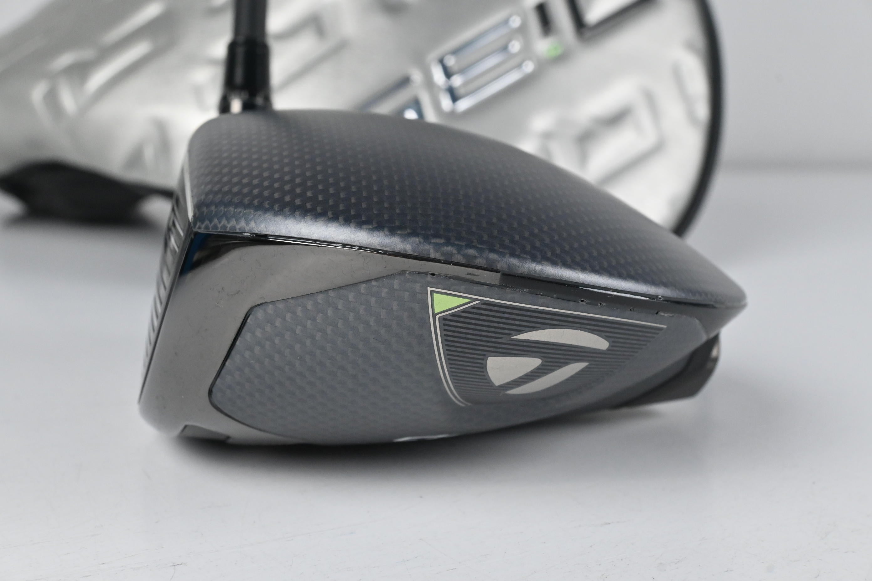 Left Hand Taylormade Qi35 LS Driver / 9 Degree / Regular Flex Tensei AV Limited