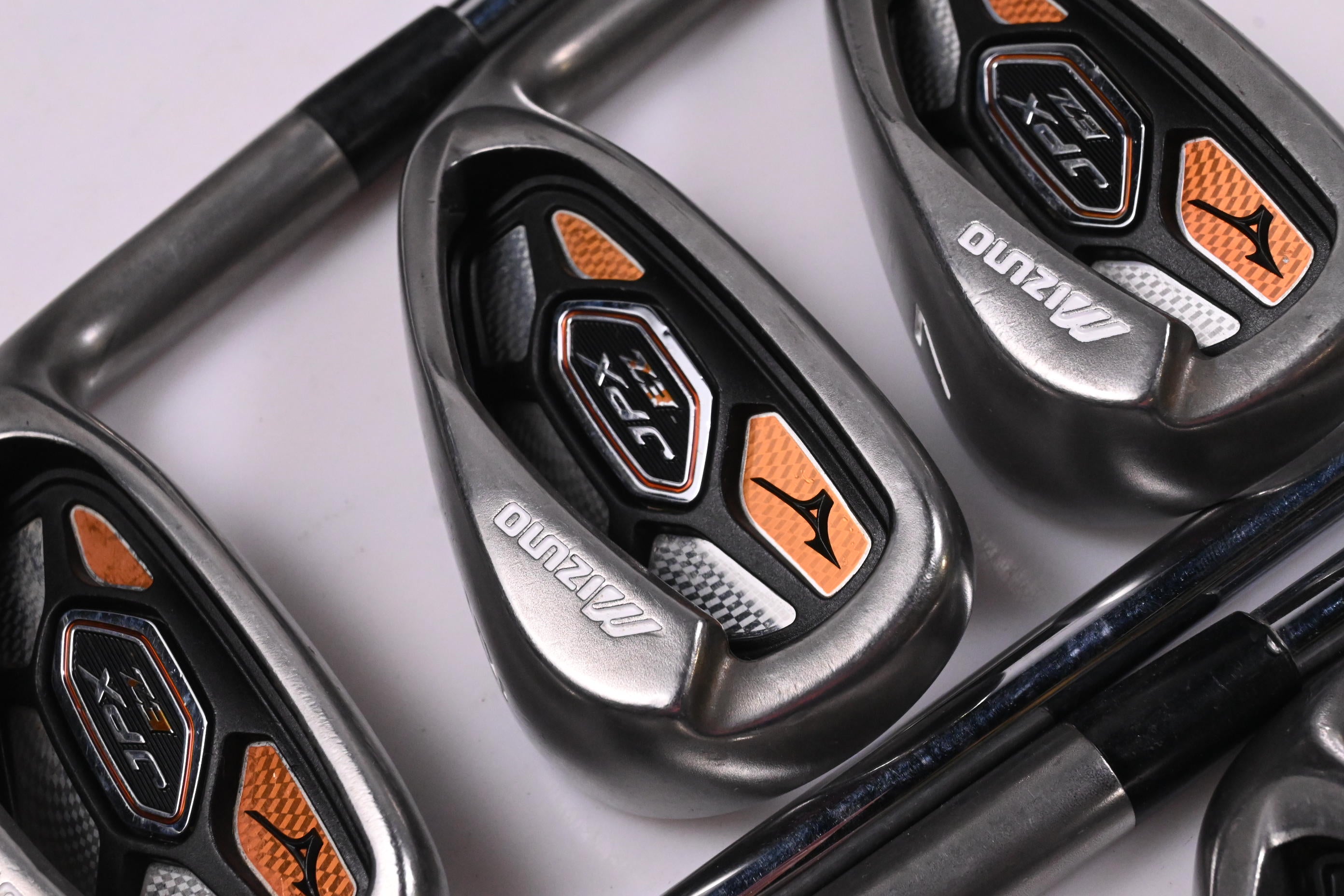 Mizuno JPX EZ 2013 Irons / 5-PW+SW / Regular Flex XP 105 R300 Shafts
