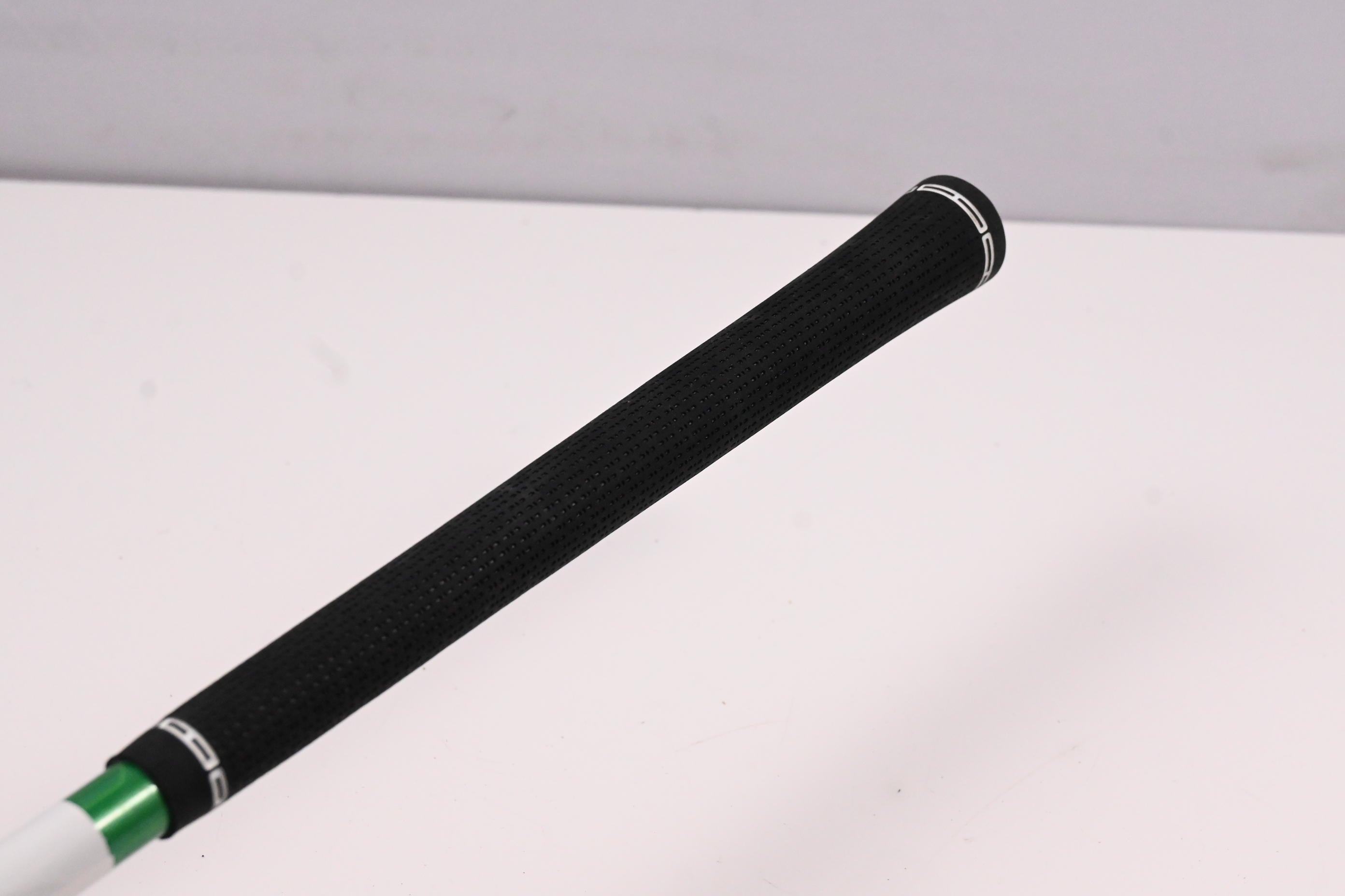 Accra GX Green 200 Series Driver Shaft / Stiff Flex / Taylormade 2nd Gen