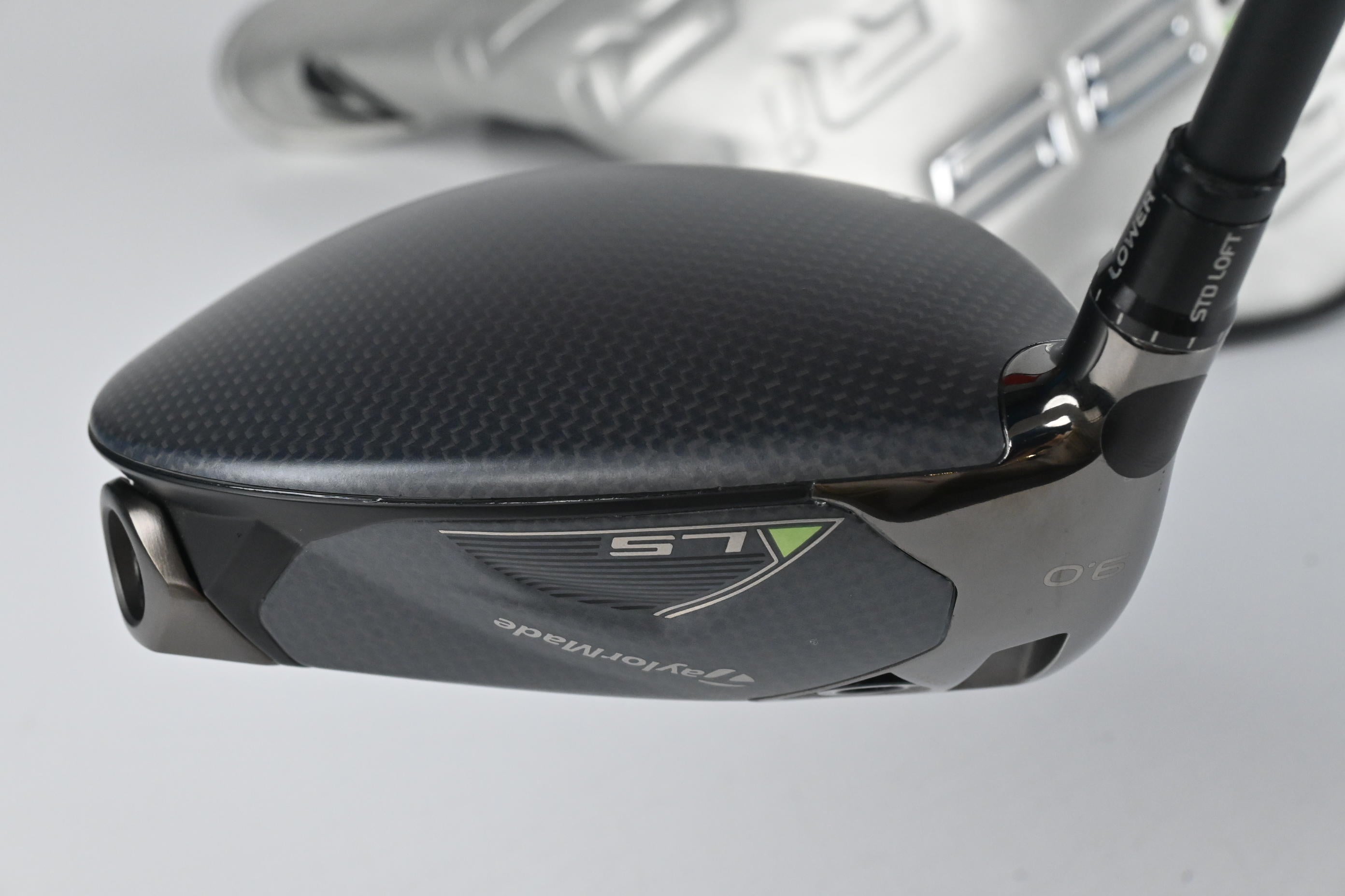 Left Hand Taylormade Qi35 LS Driver / 9 Degree / Regular Flex Tensei AV Limited