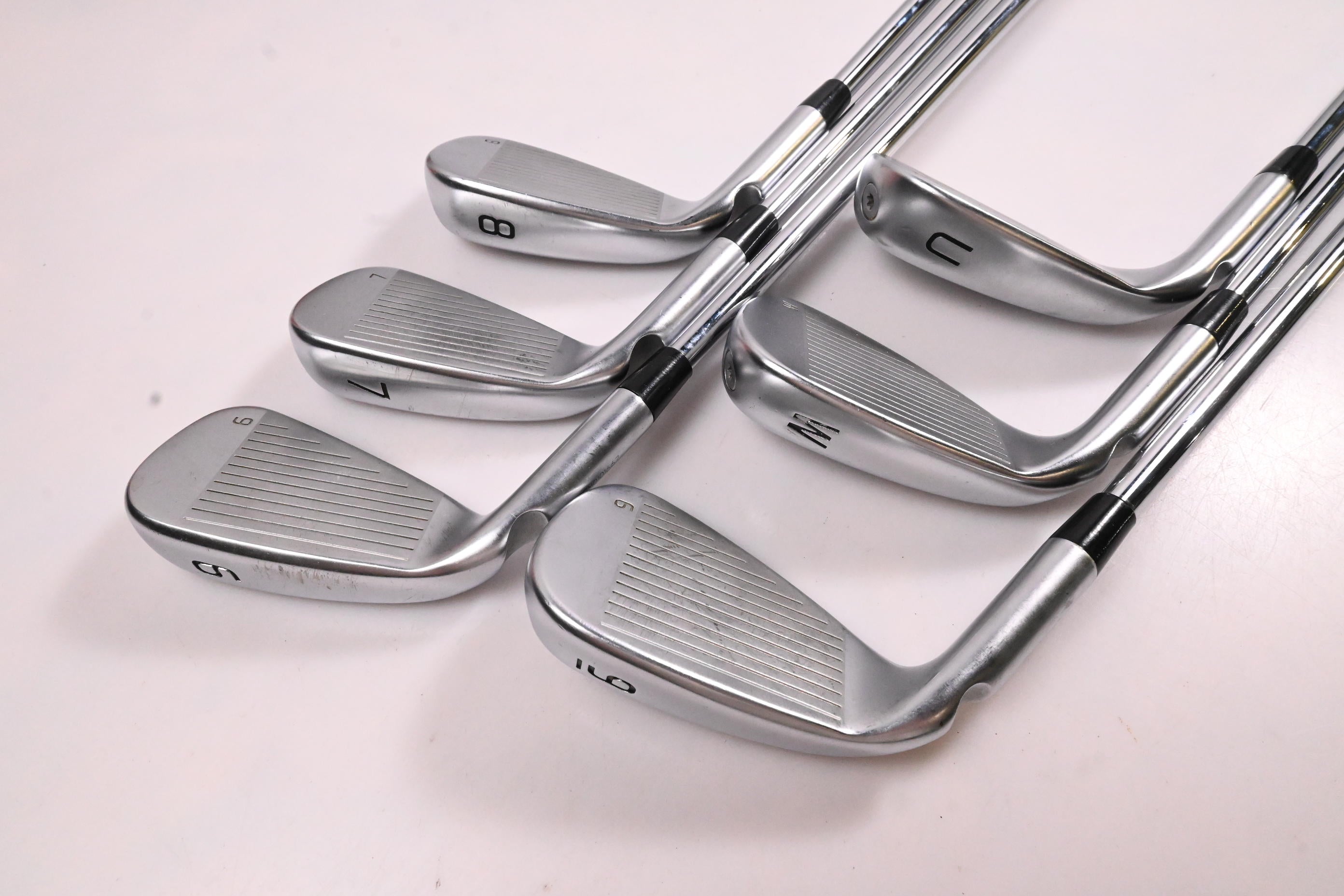 Ping G440 Irons / 6-PW+GW / Black Dot / Regular Flex Ping AWT 3.0 Shafts