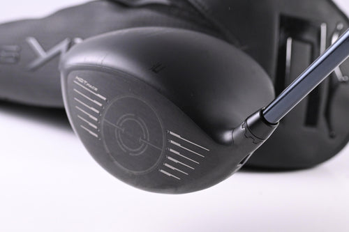 Cobra Darkspeed LS Driver / 8 Degree / X-Flex LIN-Q M40X White 6 Shaft