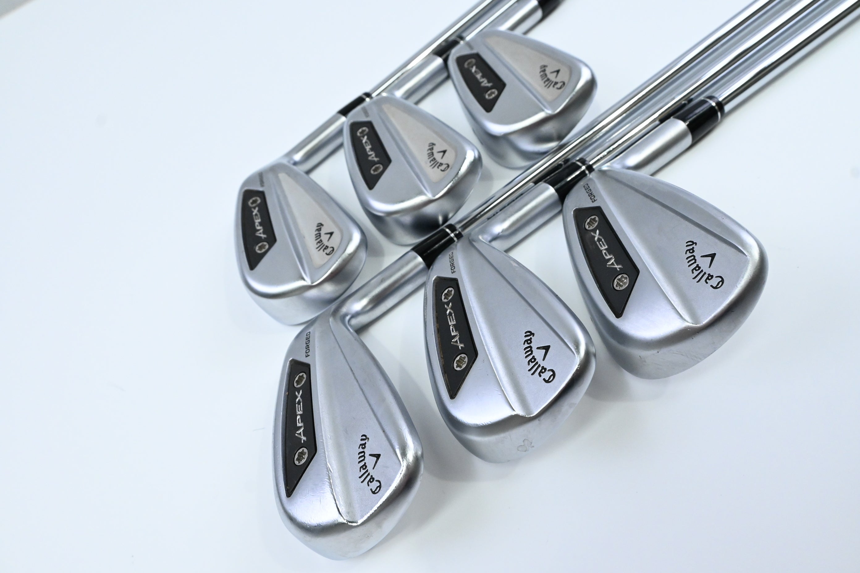Callaway Apex Ai300 Irons / 5-PW / Regular Flex Dynamic Gold 90 R300 Shafts
