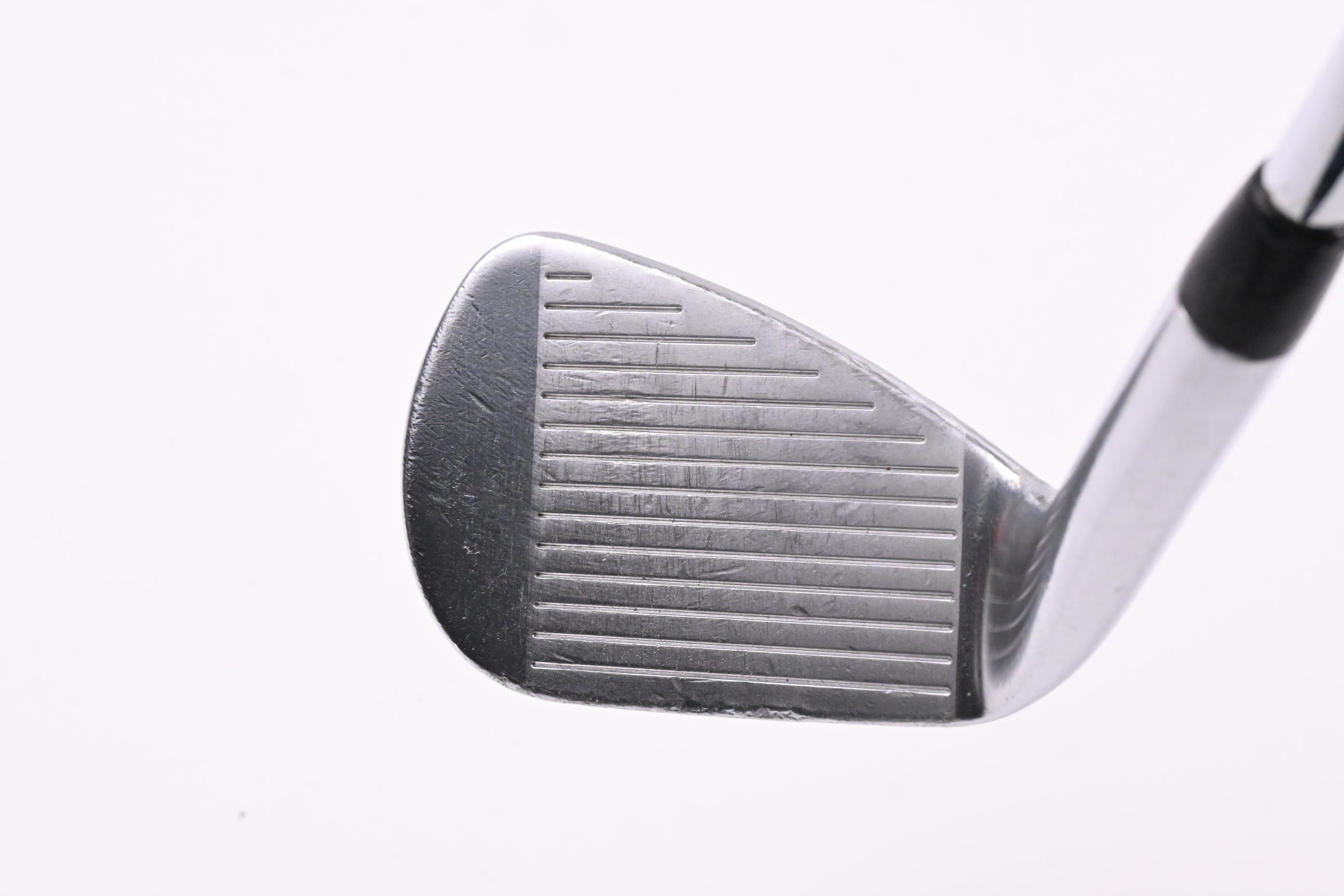 Titleist 620 MB Pitching Wedge / 47 Degree / Stiff Flex Dynamic Gold Shaft